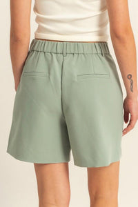 Fashion Styled Short largo pinzas Verde Menta