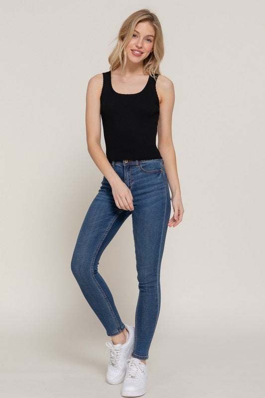 Blusa punto acanalado filos encaje Negro