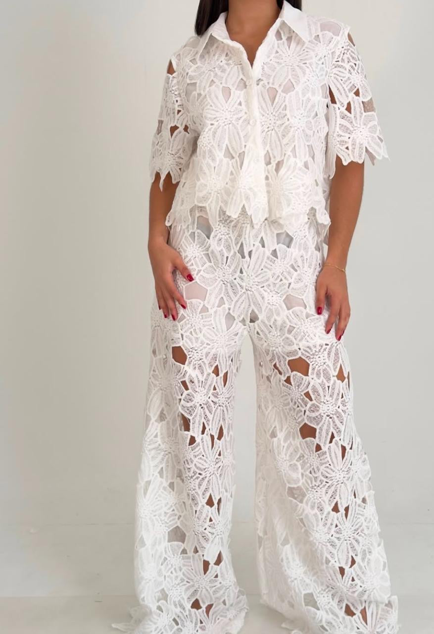 Set Pantalón y Blusa flores caladas Blanco