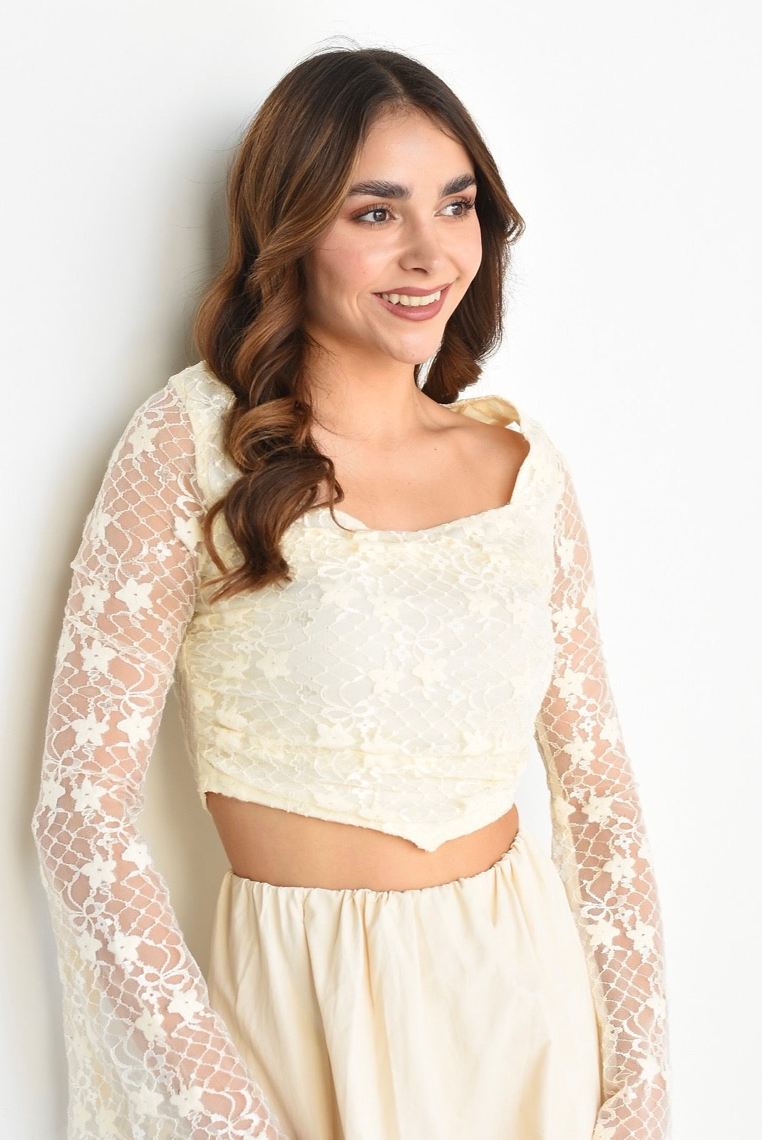 Top encaje cuello cuadrado Ivory