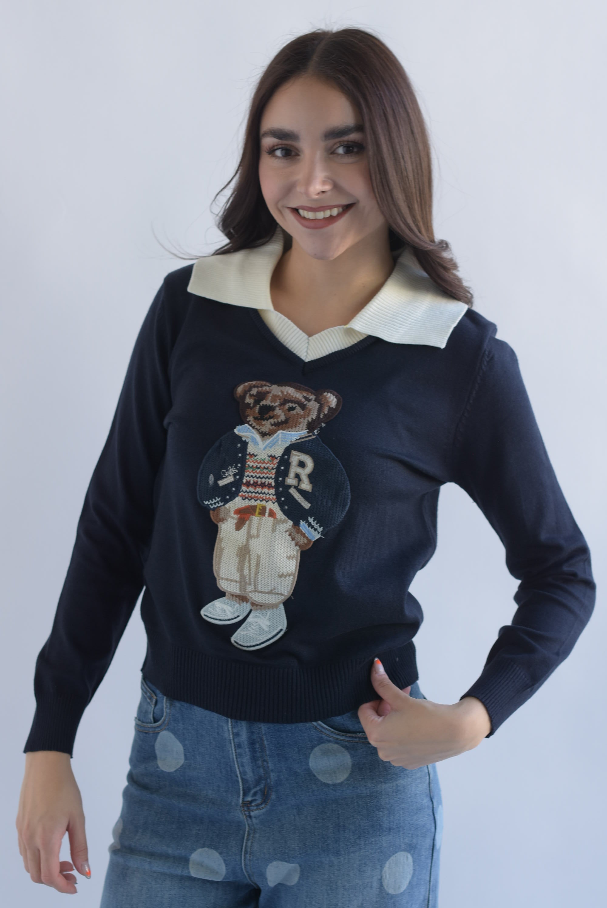 Sweater oso cuello polo