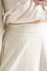 Fashion Styled Set Falda vuelo y Blazer tweed perlas Ivory