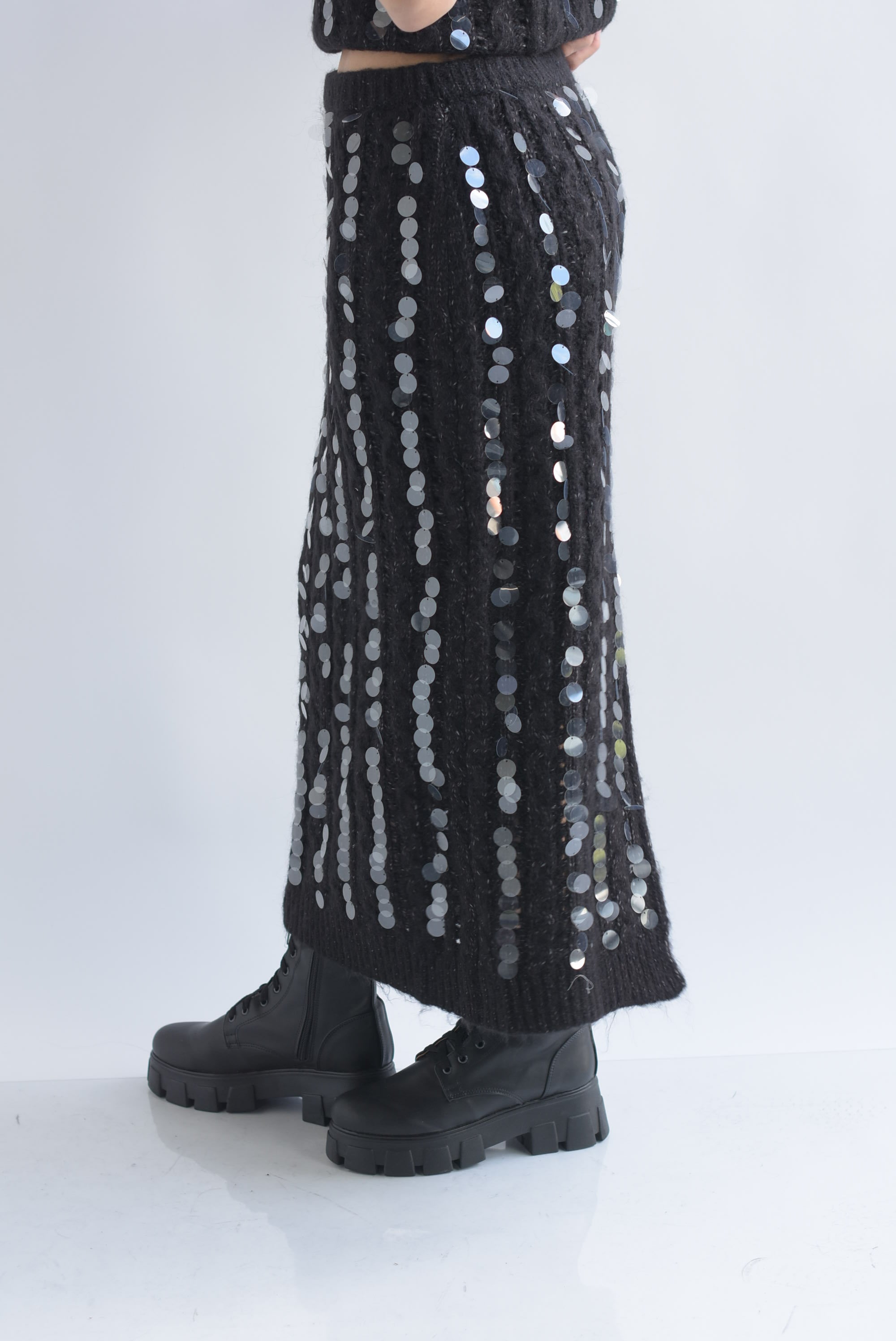 Falda punto lentejuela