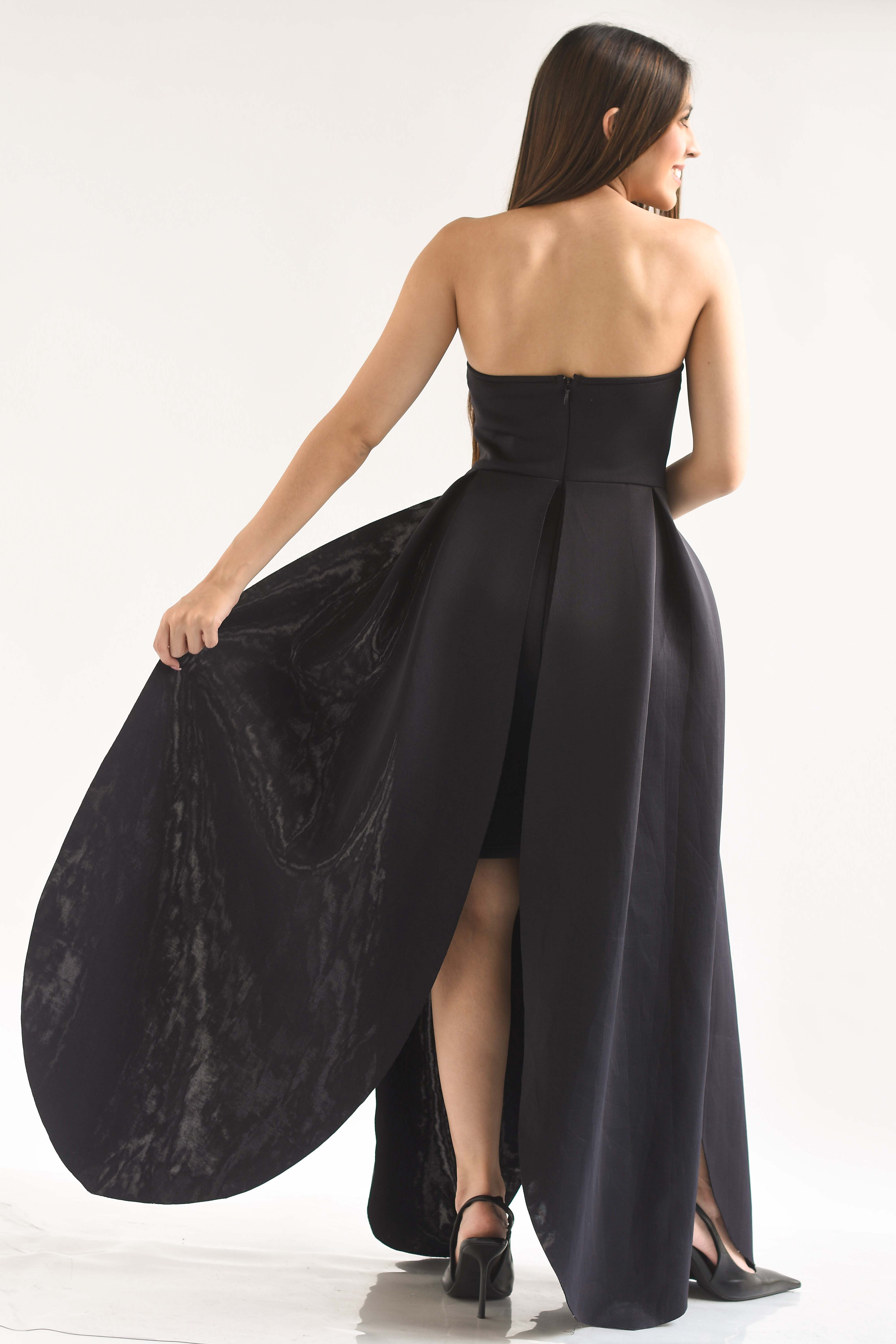 Vestido strapless neopreno