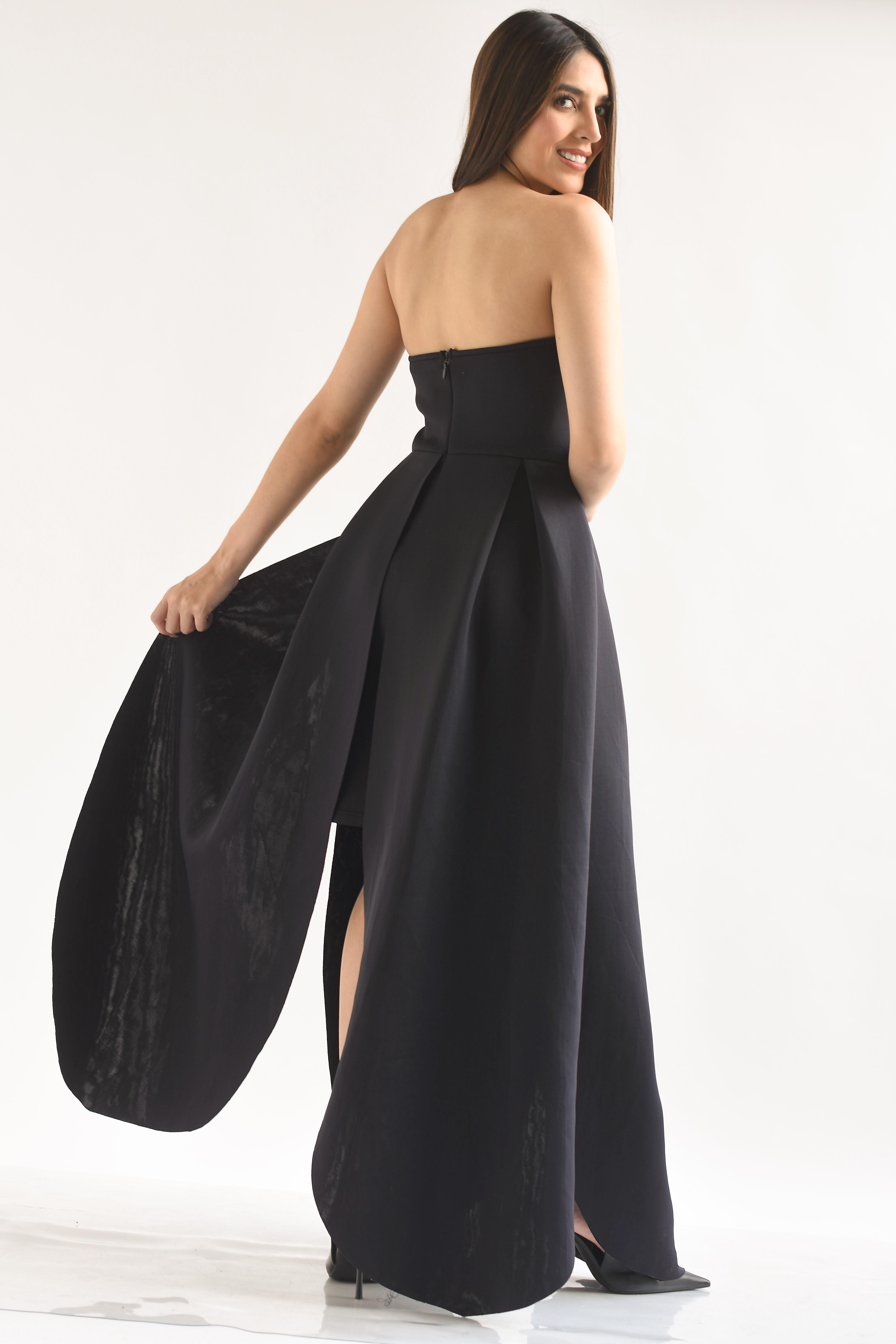 Vestido strapless neopreno