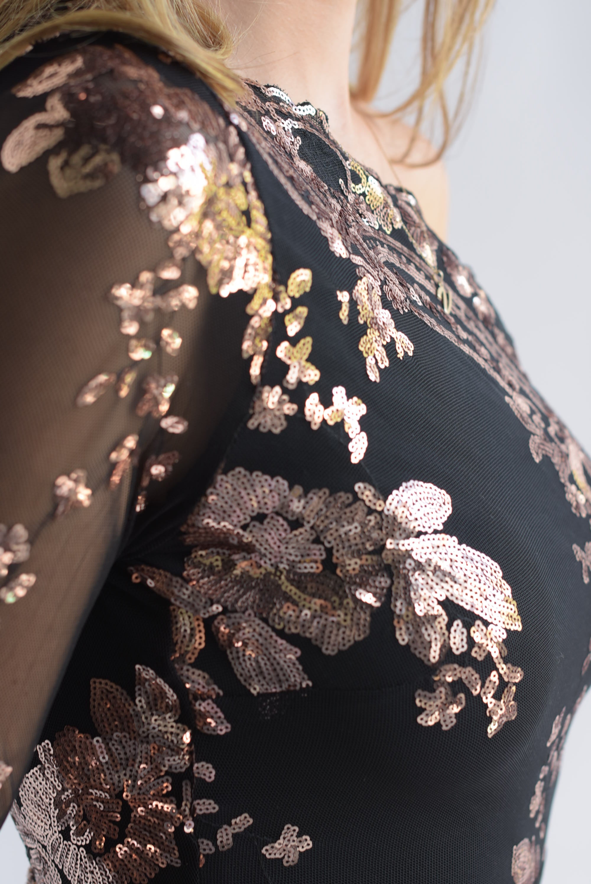 Vestido asimétrico flores lentejuela Negro