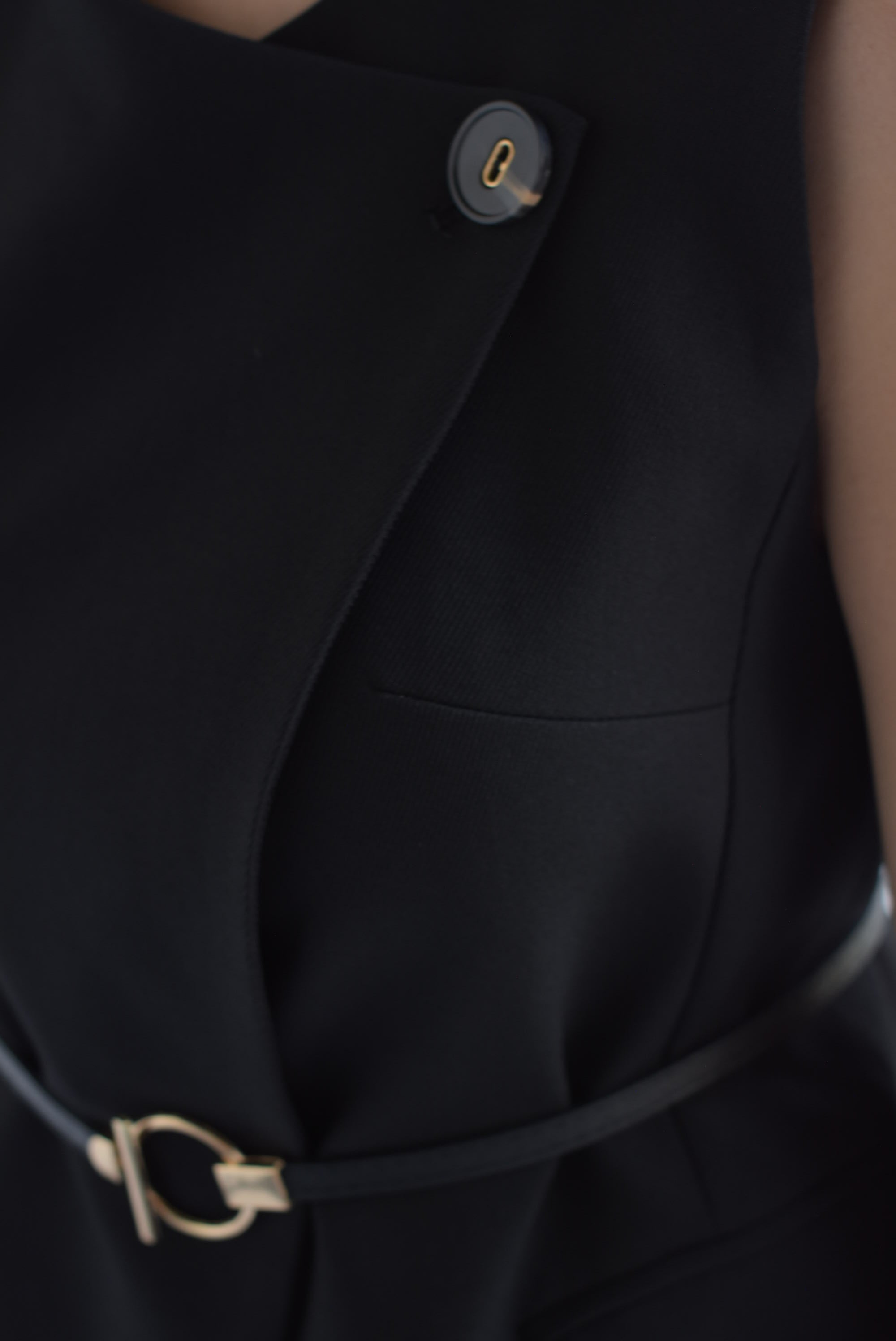 Set Pantalón y Chaleco largo cruzado Negro