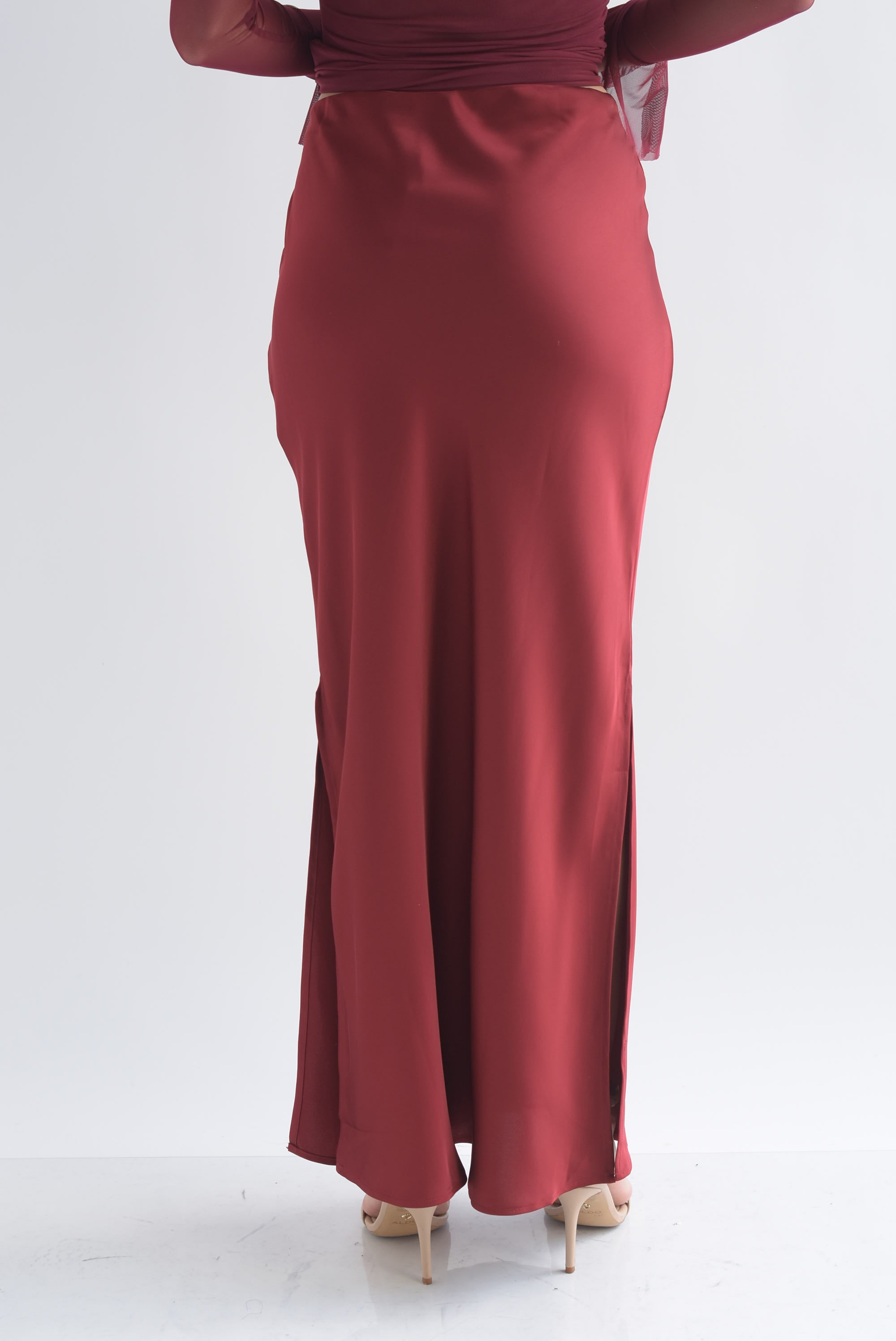 Falda lencera aberturas