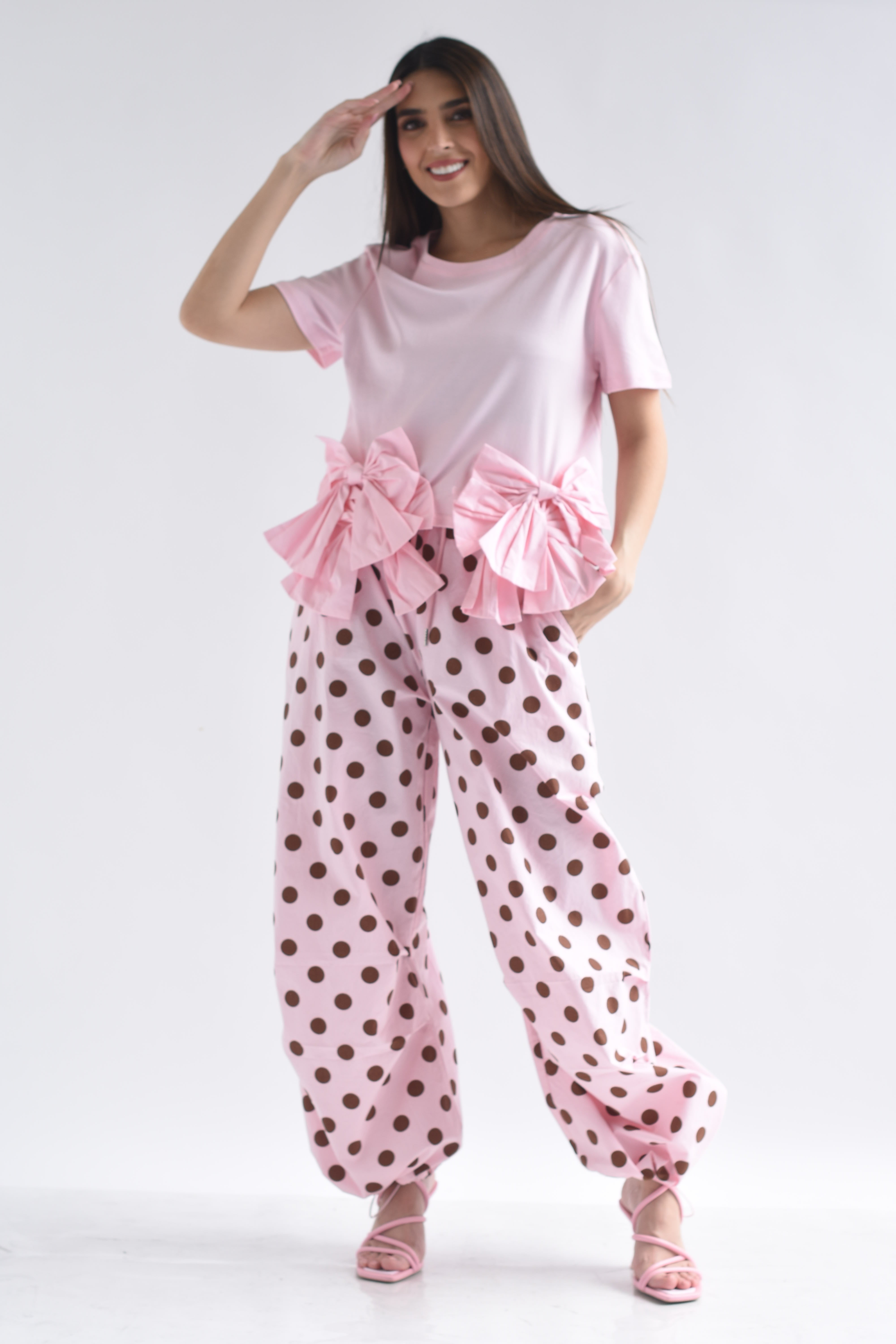 Pantalón globo parachute polka dots café