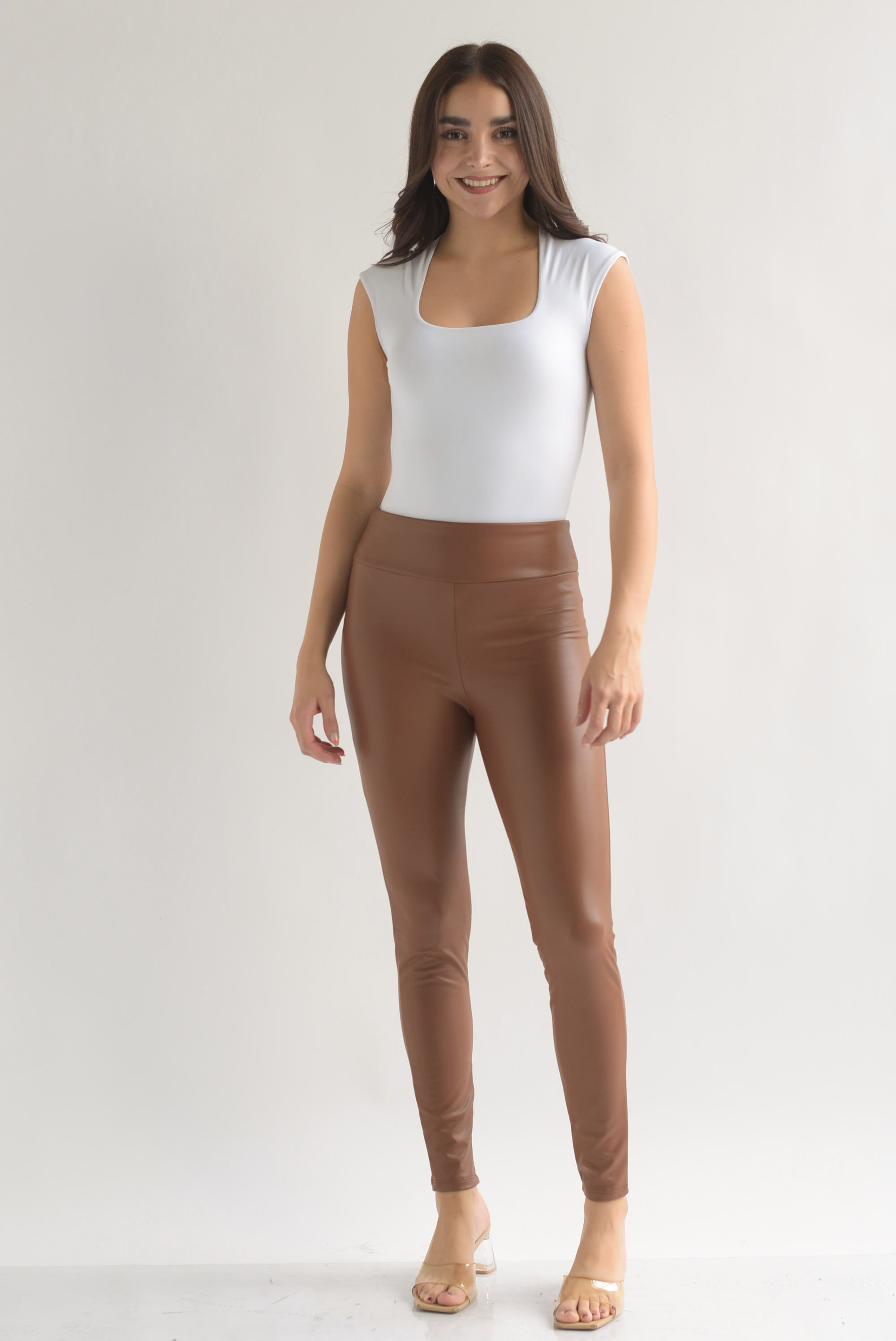 Leggings vinipiel pretina ancha elástica