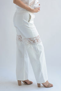 Fashion Styled Jeans rodillas encaje Blanco