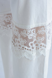 Fashion Styled Jeans rodillas encaje Blanco