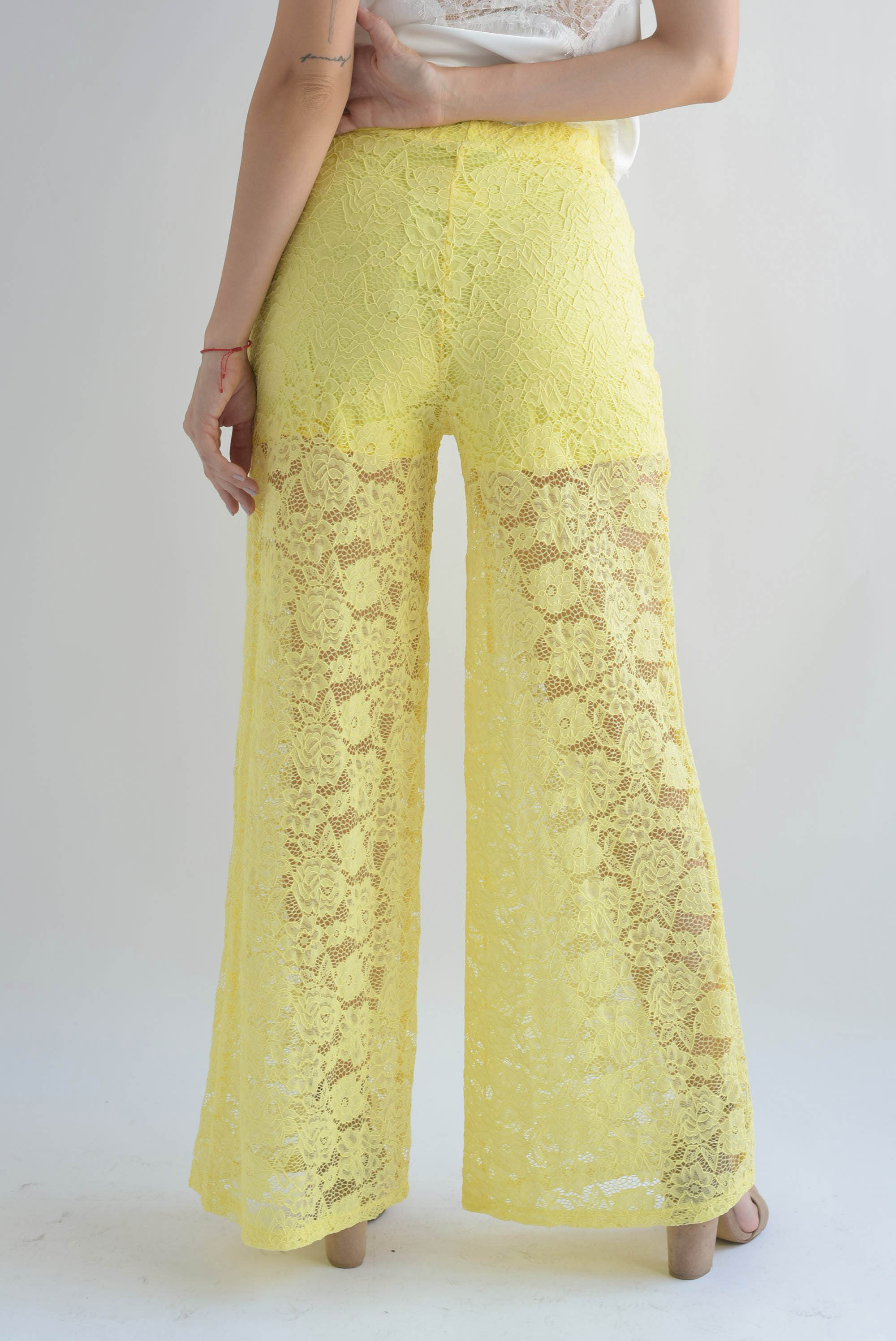 Pantalón wide leg encaje Amarillo