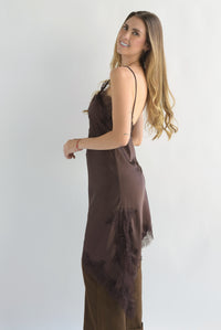 Fashion Styled Vestido lencero asimétrico encaje Espresso