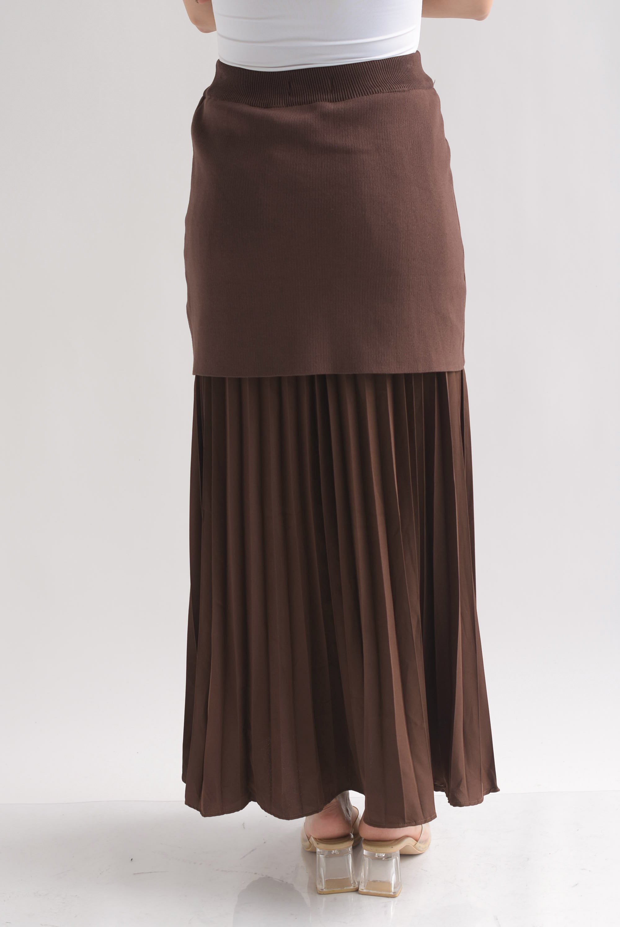 Falda plisada con falda punto en sobreposición