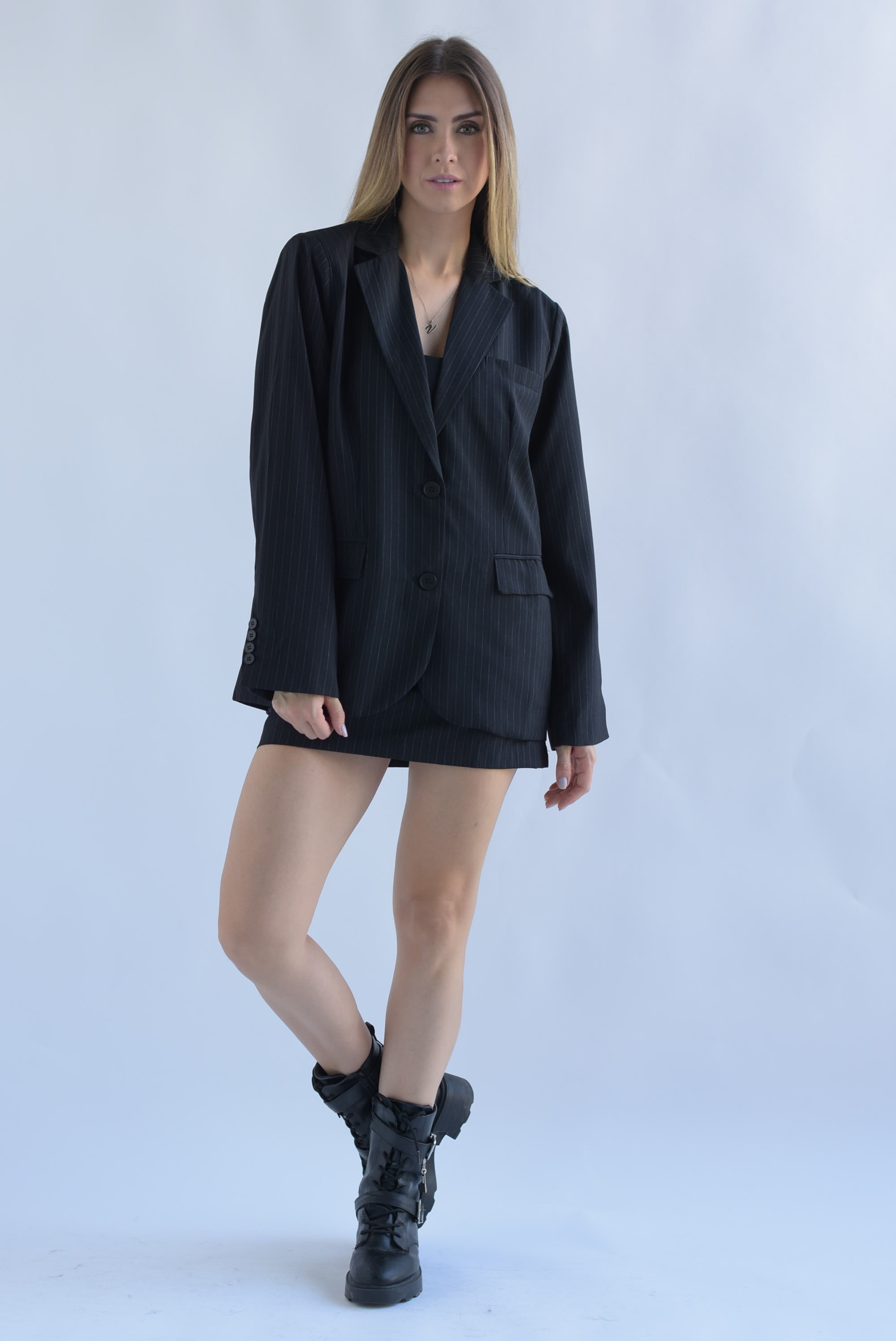 Set Falda y Blazer raya diplomática Negro