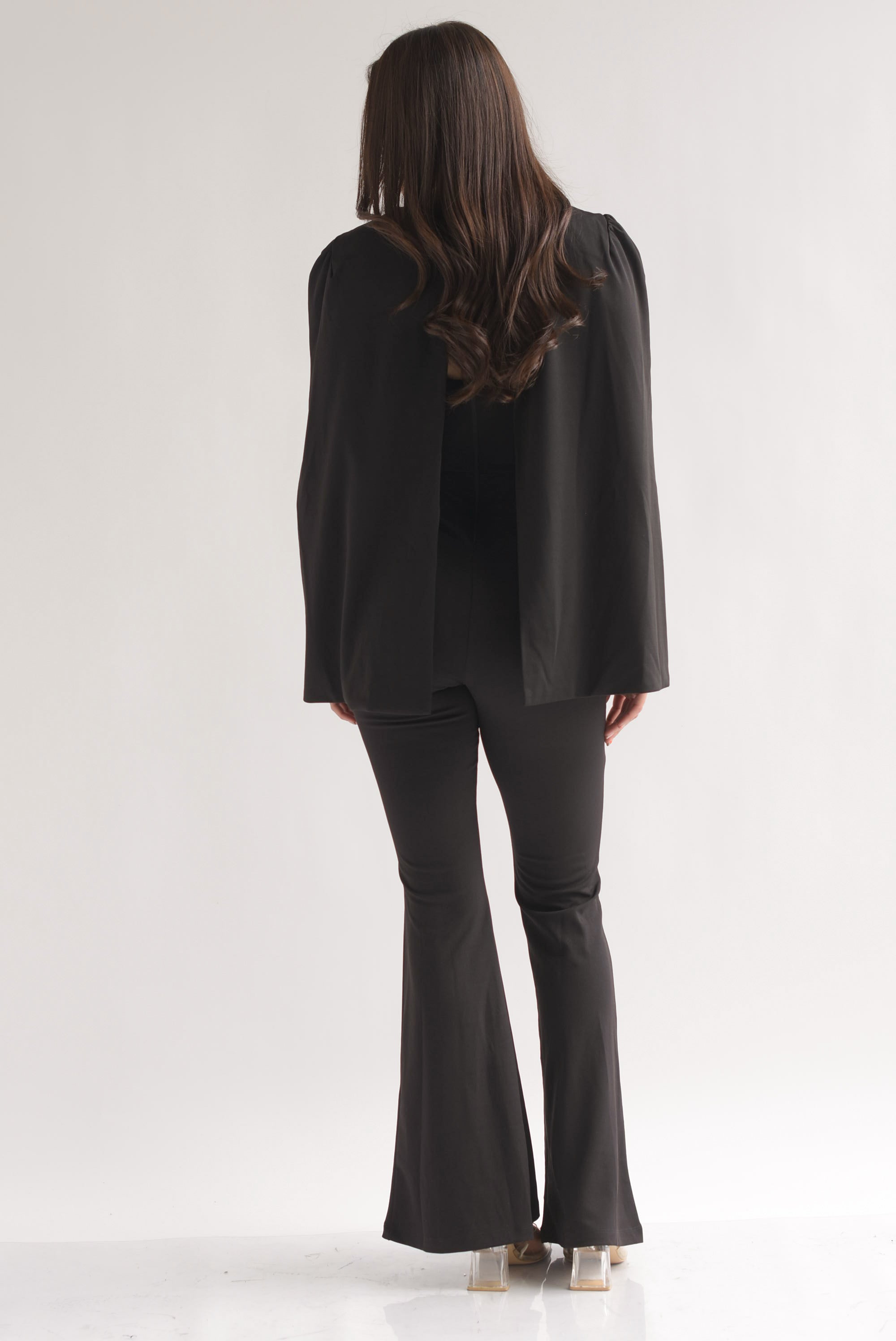 Jumpsuit stapless mangas capa