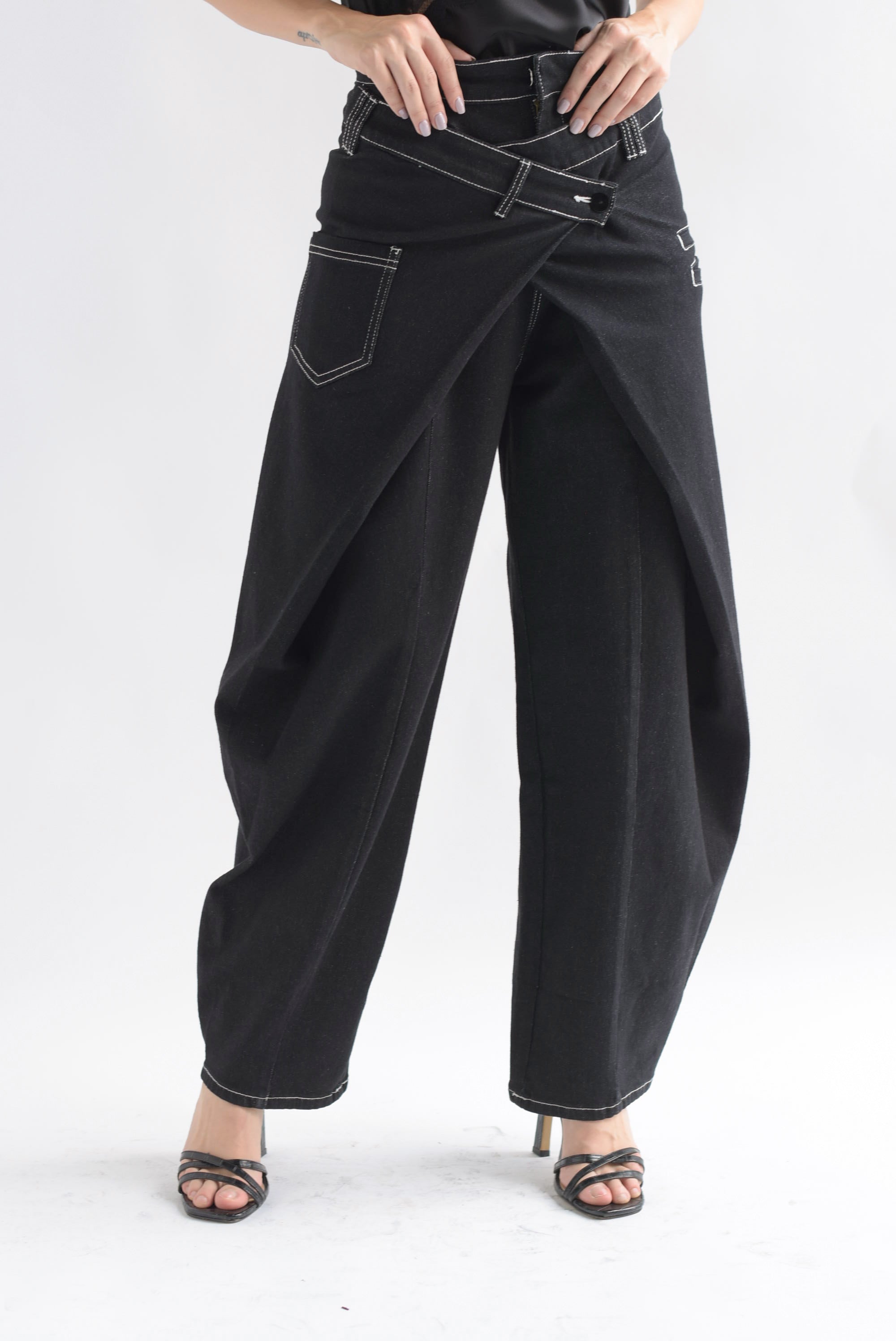 Jeans barrel envolventes denim Dark