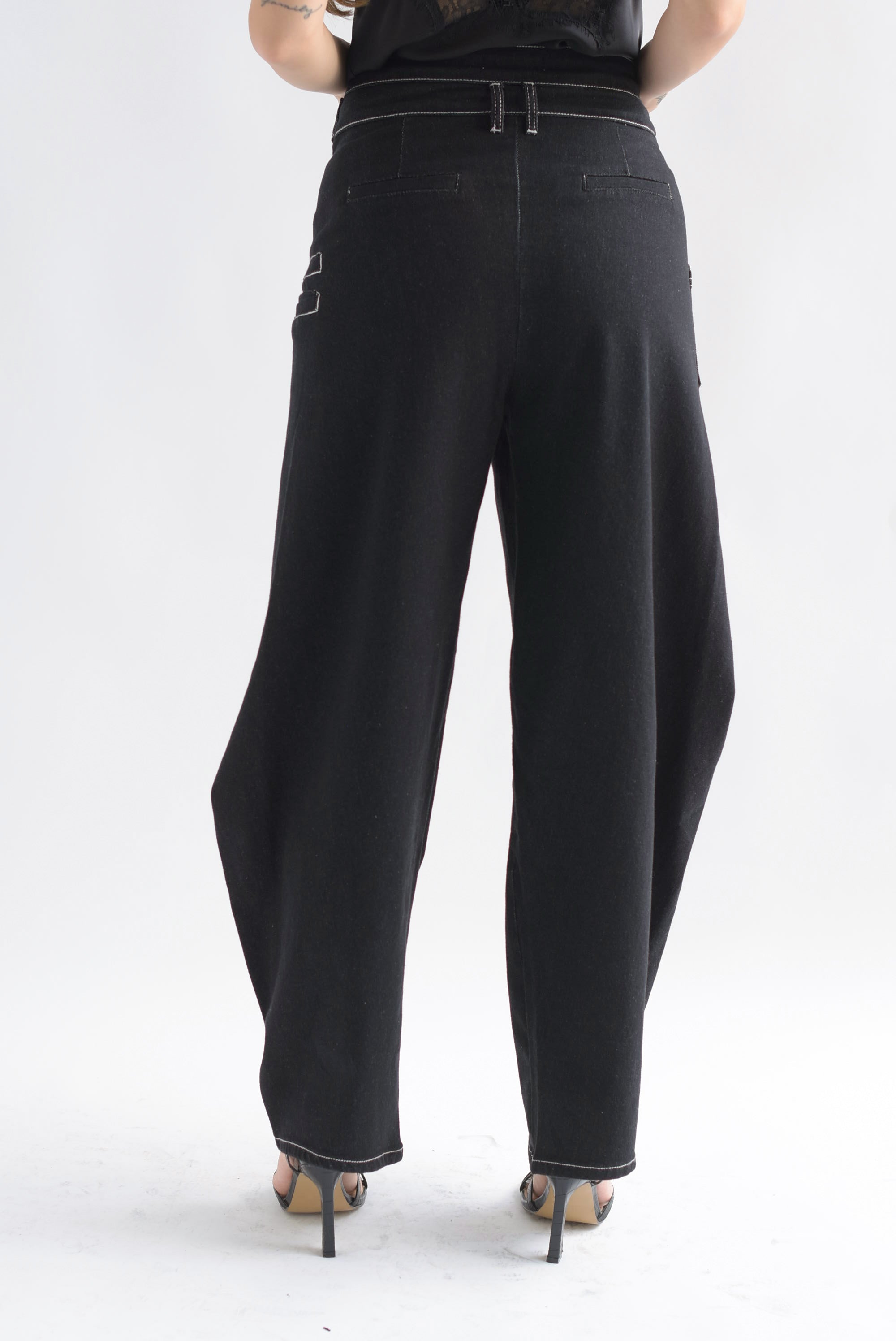 Jeans barrel envolventes denim Dark