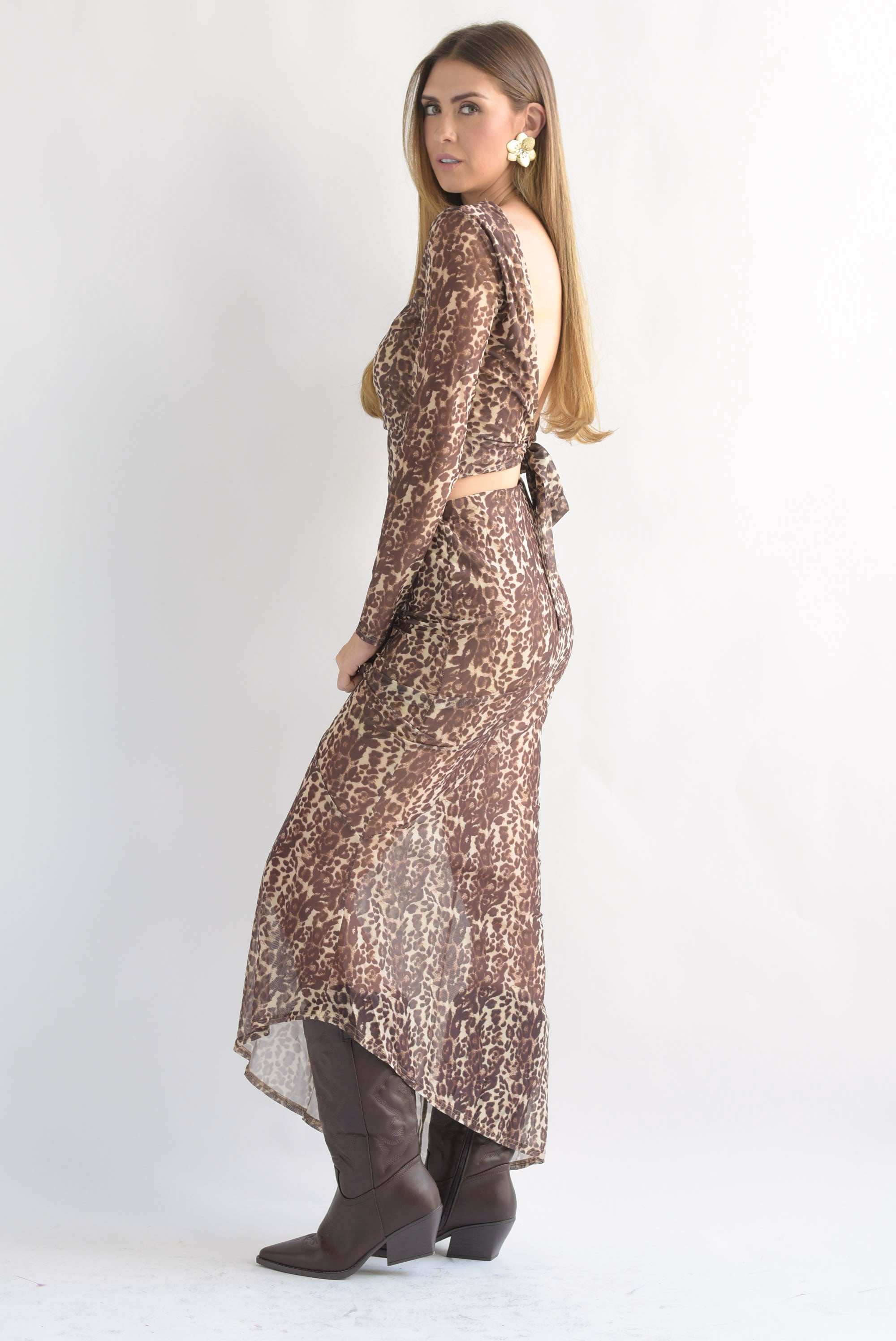 Set Falda asimétrica y Blusa nudo mesh Leopardo