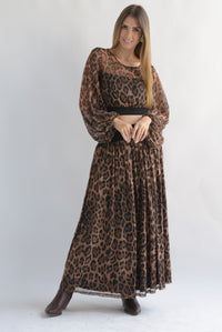 Fashion Styled Set Falda y Blusa mesh pretina Leopardo