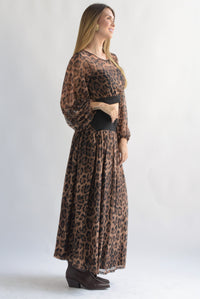 Fashion Styled Set Falda y Blusa mesh pretina Leopardo