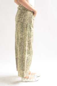 Fashion Styled Jeans barrel Snake Print