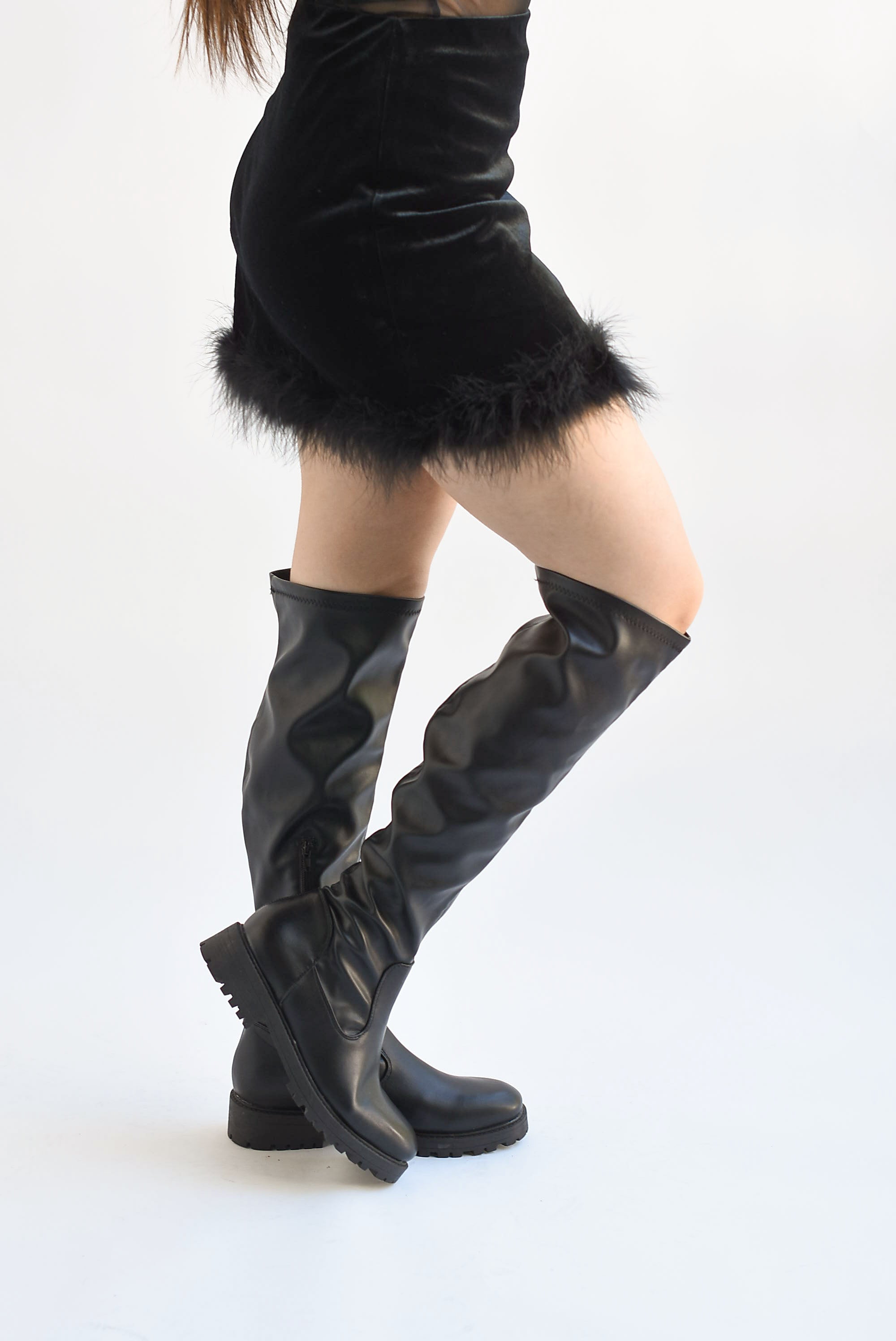 Falda mini terciopelo plumas Negro
