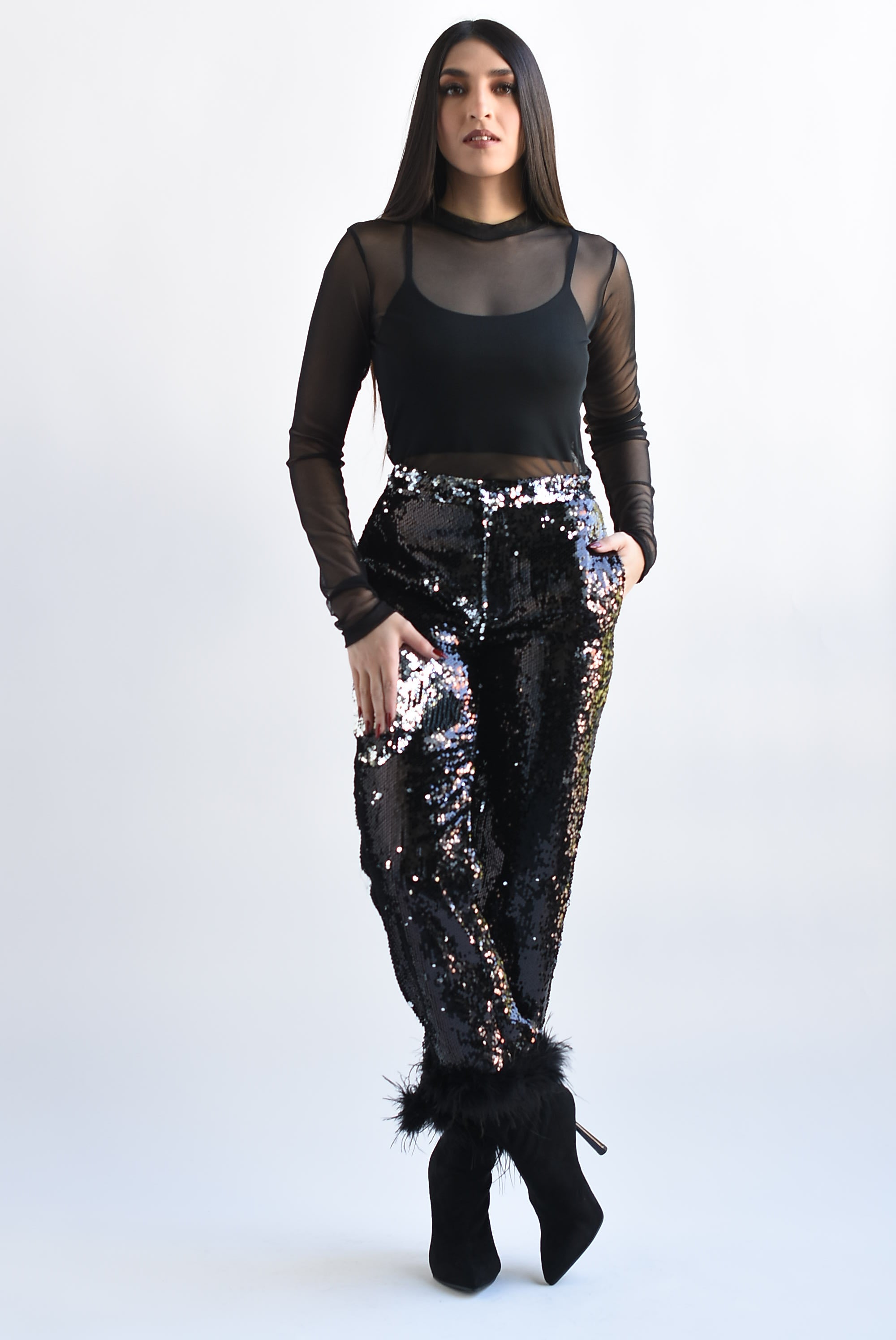 Pantalón lentejuela plumas Negro