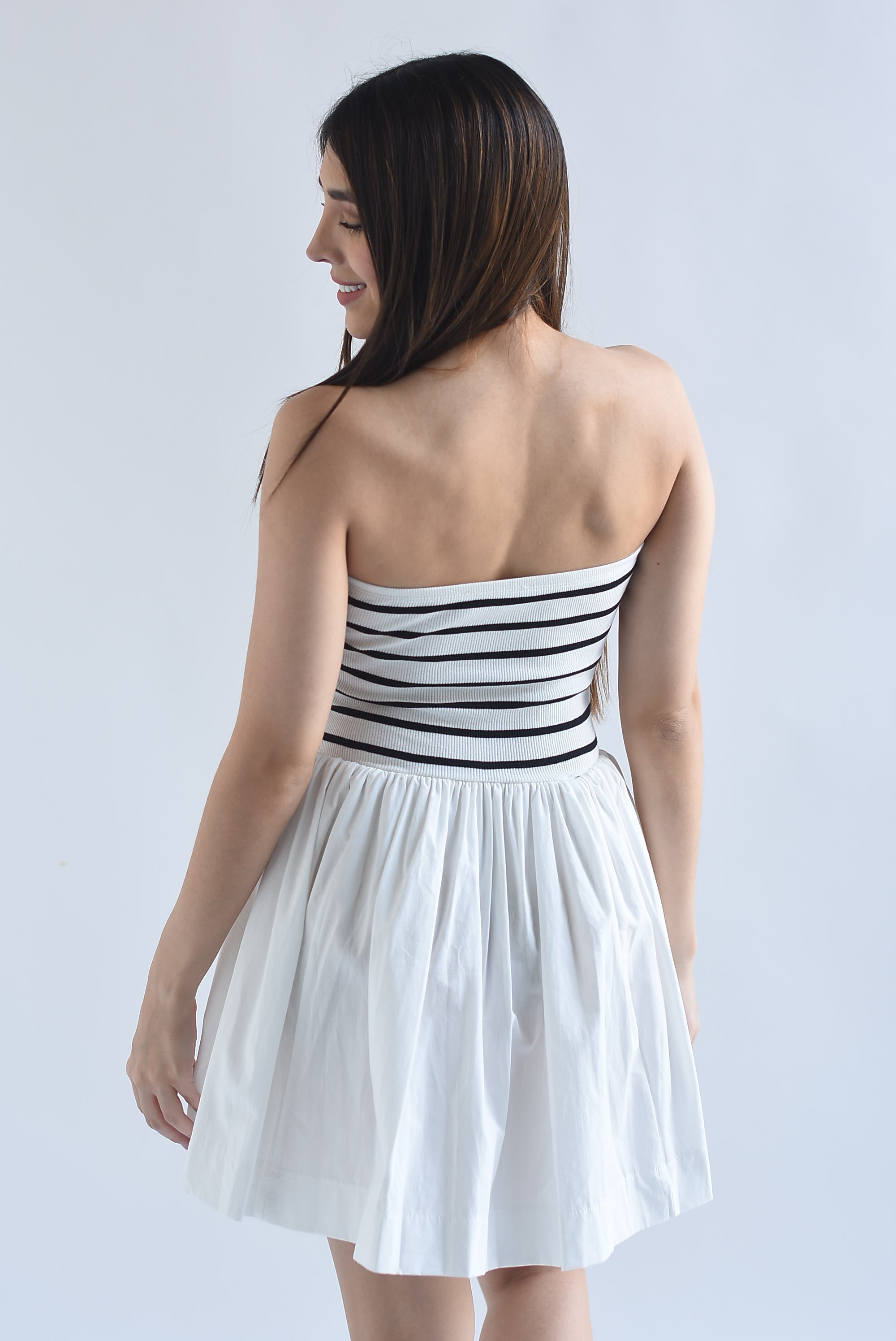 Vestido strapless top canalé rayas