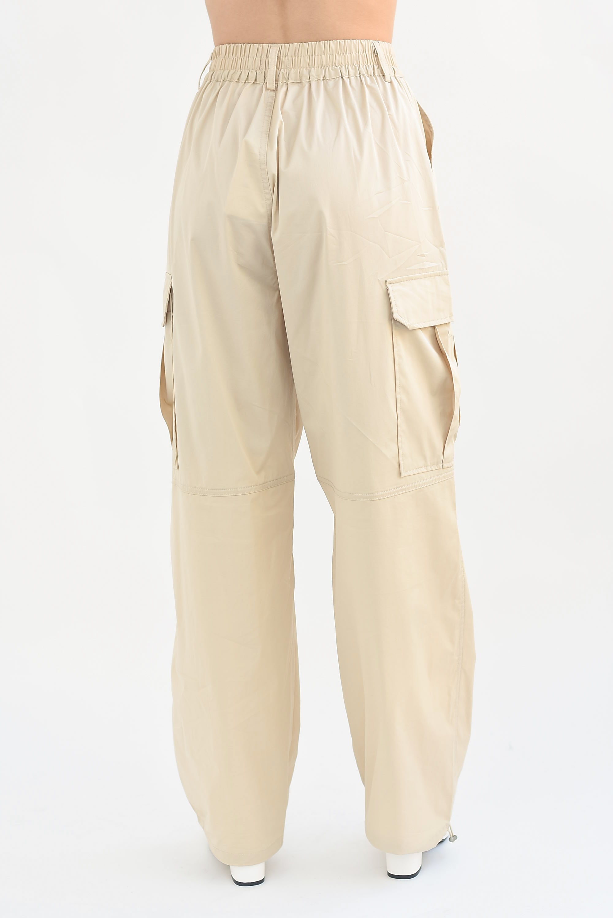Pantalón parachute cargo  Ivory