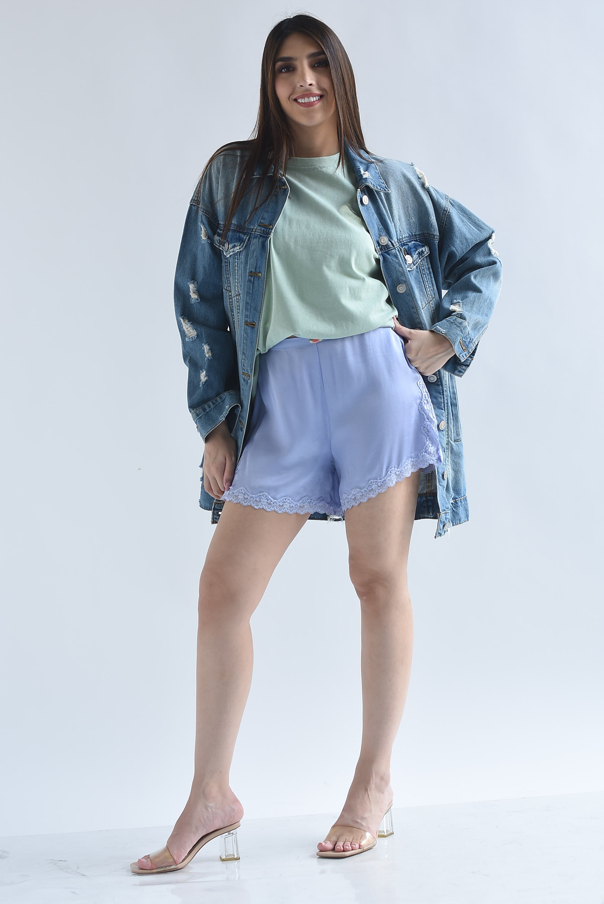 Short lencero encaje moño