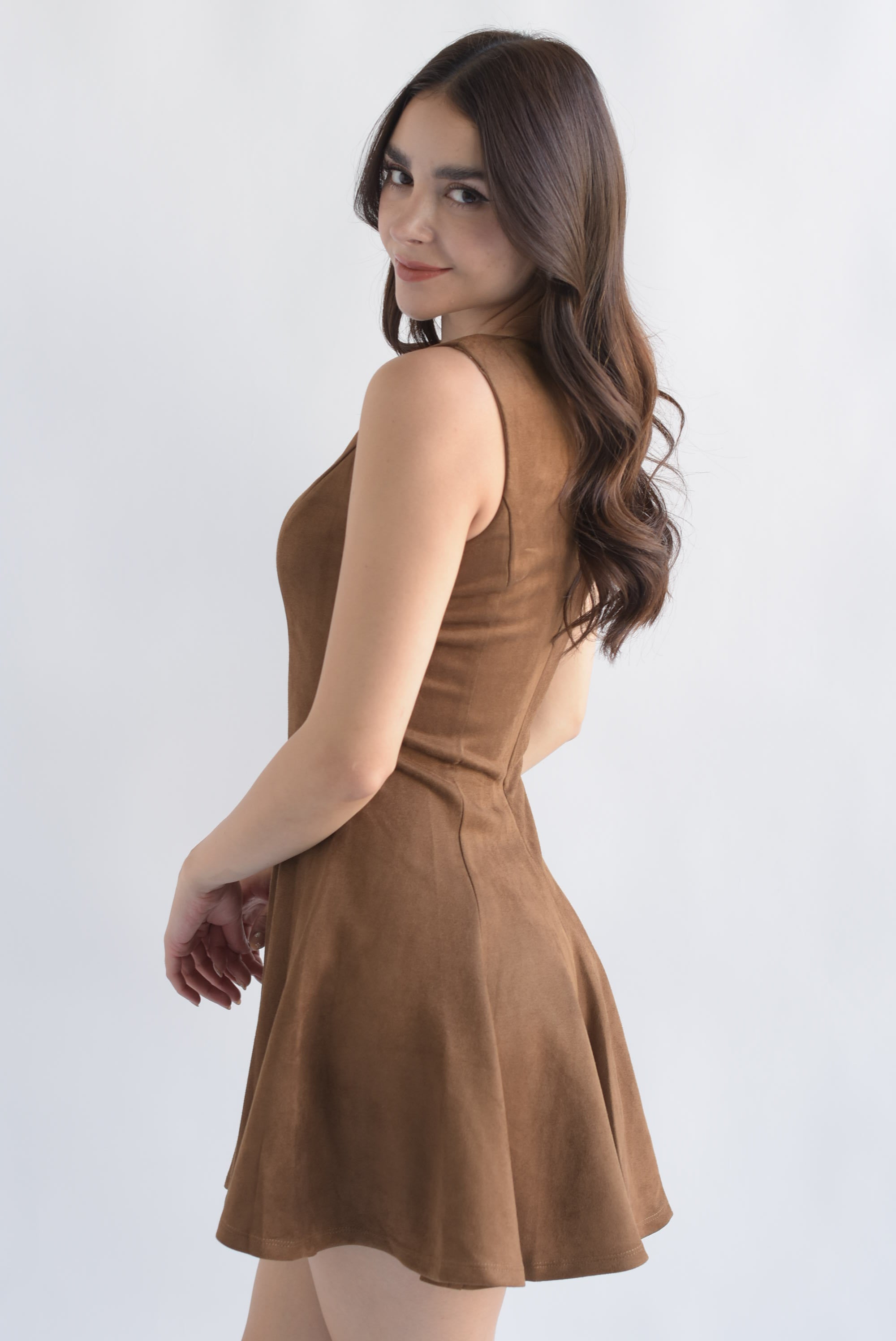 Vestido suede sin manga Camel