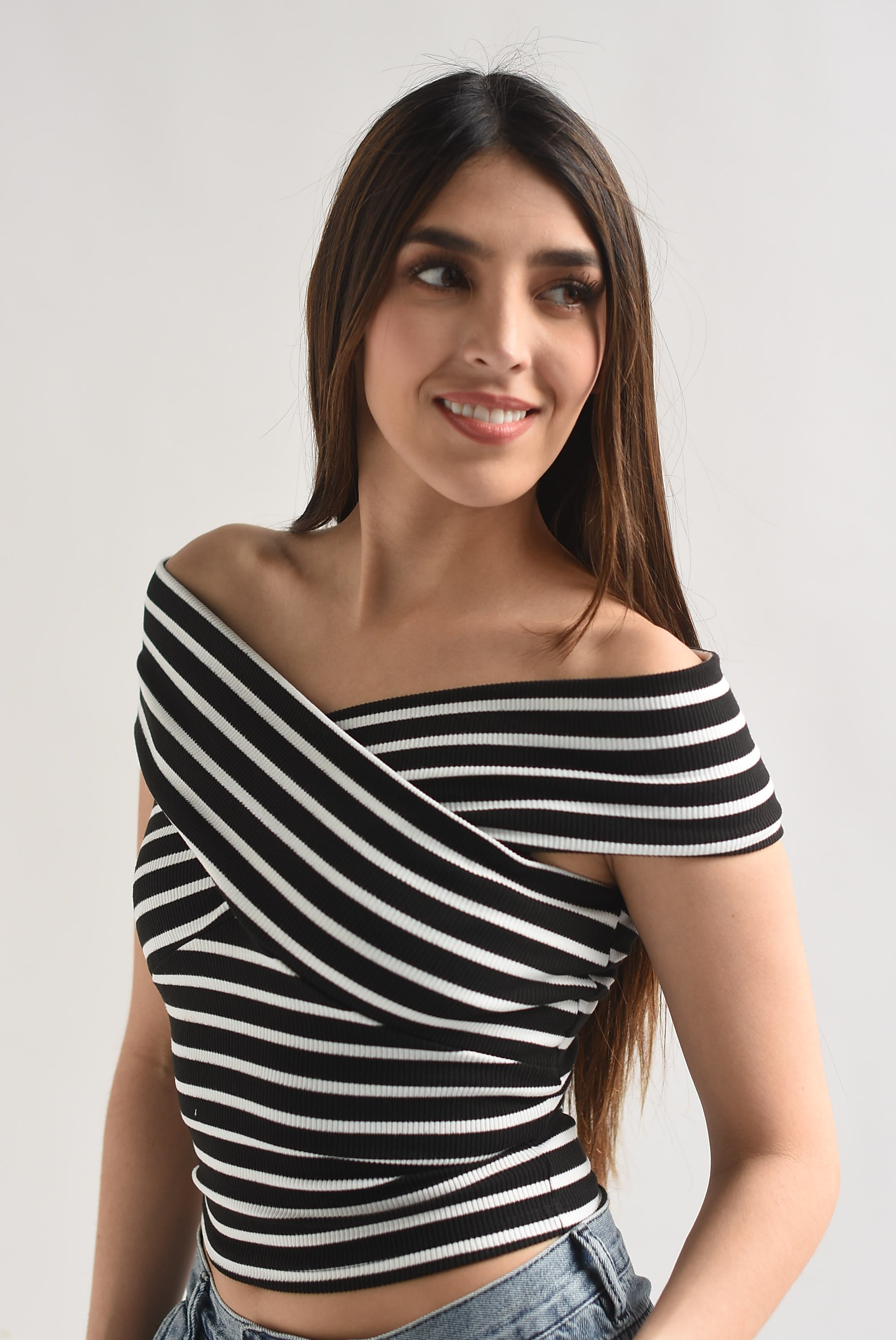 Top off-shoulders cruzado rayas