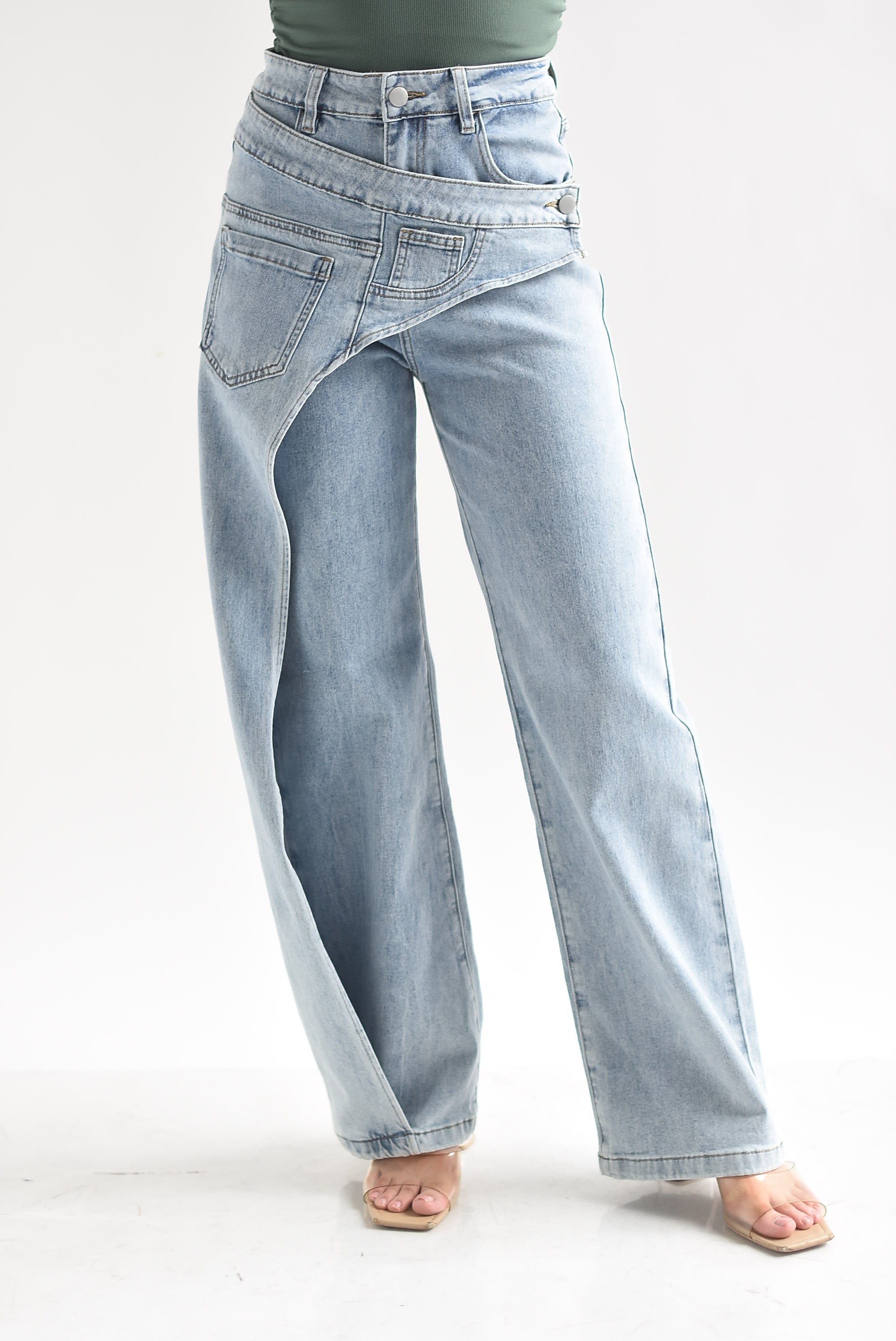 Jeans faldón pretina envolvente