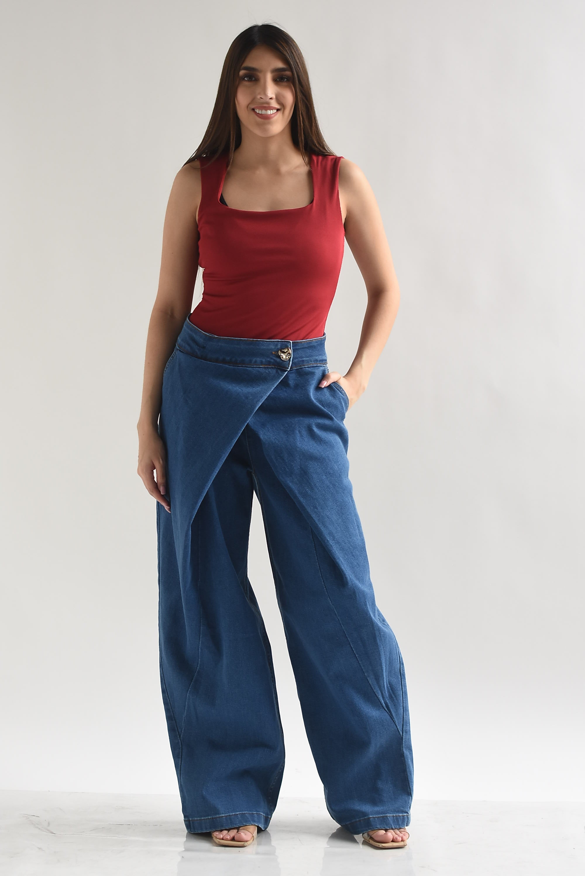 Jeans wide envolvente