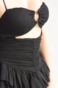 Fashion Styled Vestido corto olanes cut-out Negro