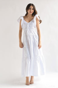 Fashion Styled Vestido largo olanes y lazos Blanco