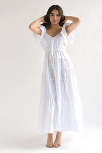 Fashion Styled Vestido largo olanes y lazos Blanco