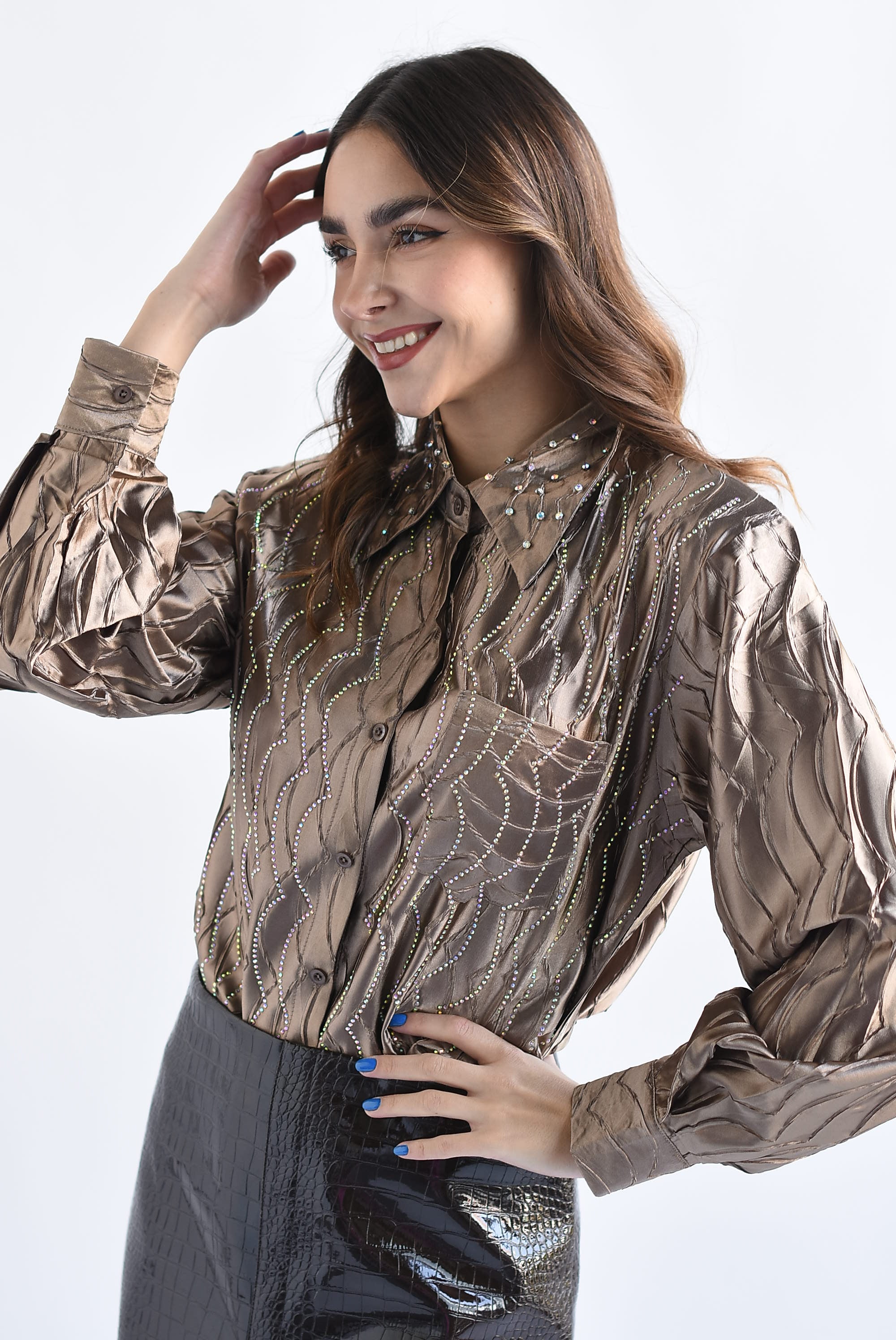 Blusa satín ondas brillos Champagne