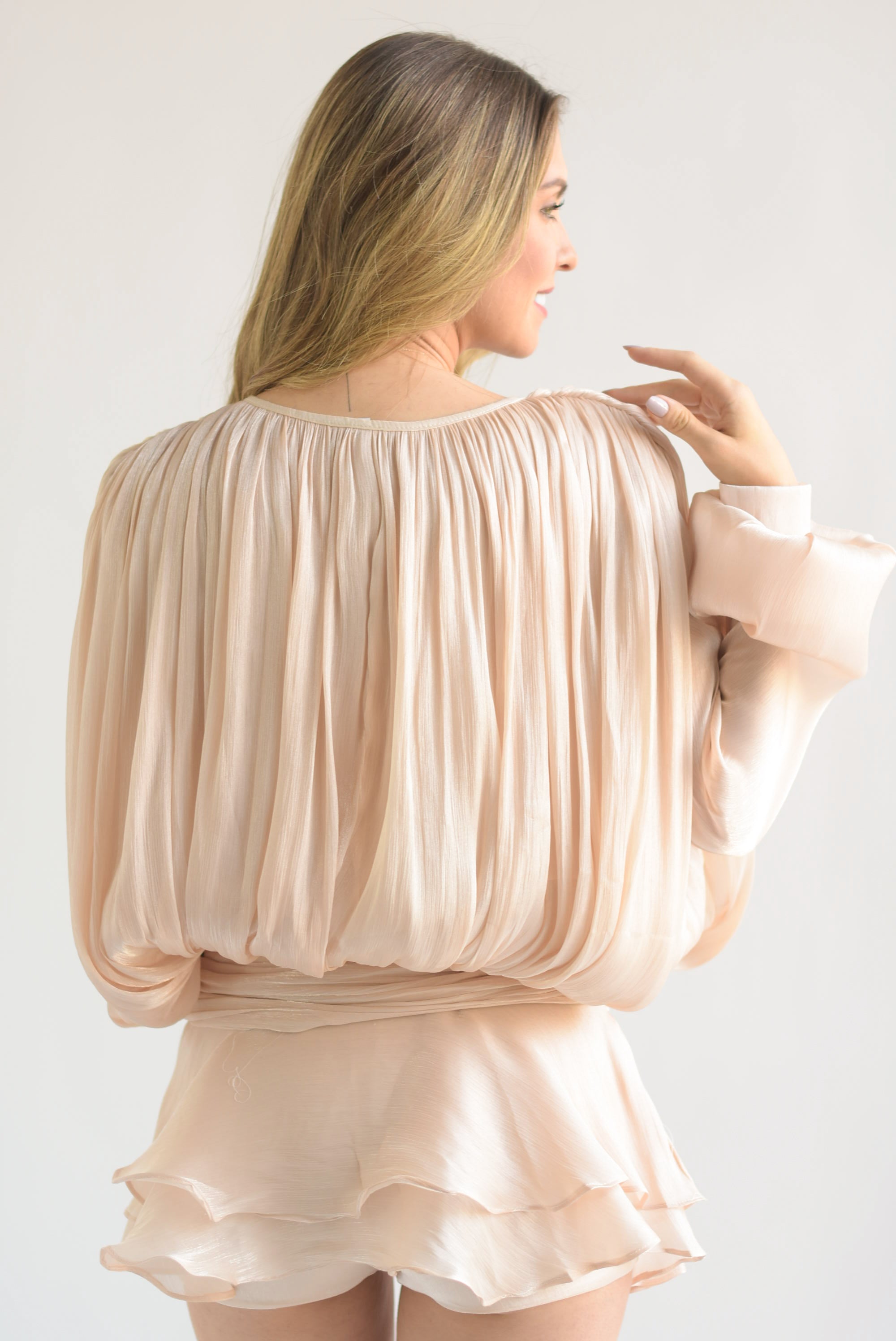 Vestido drapeado maga larga cauda Blush