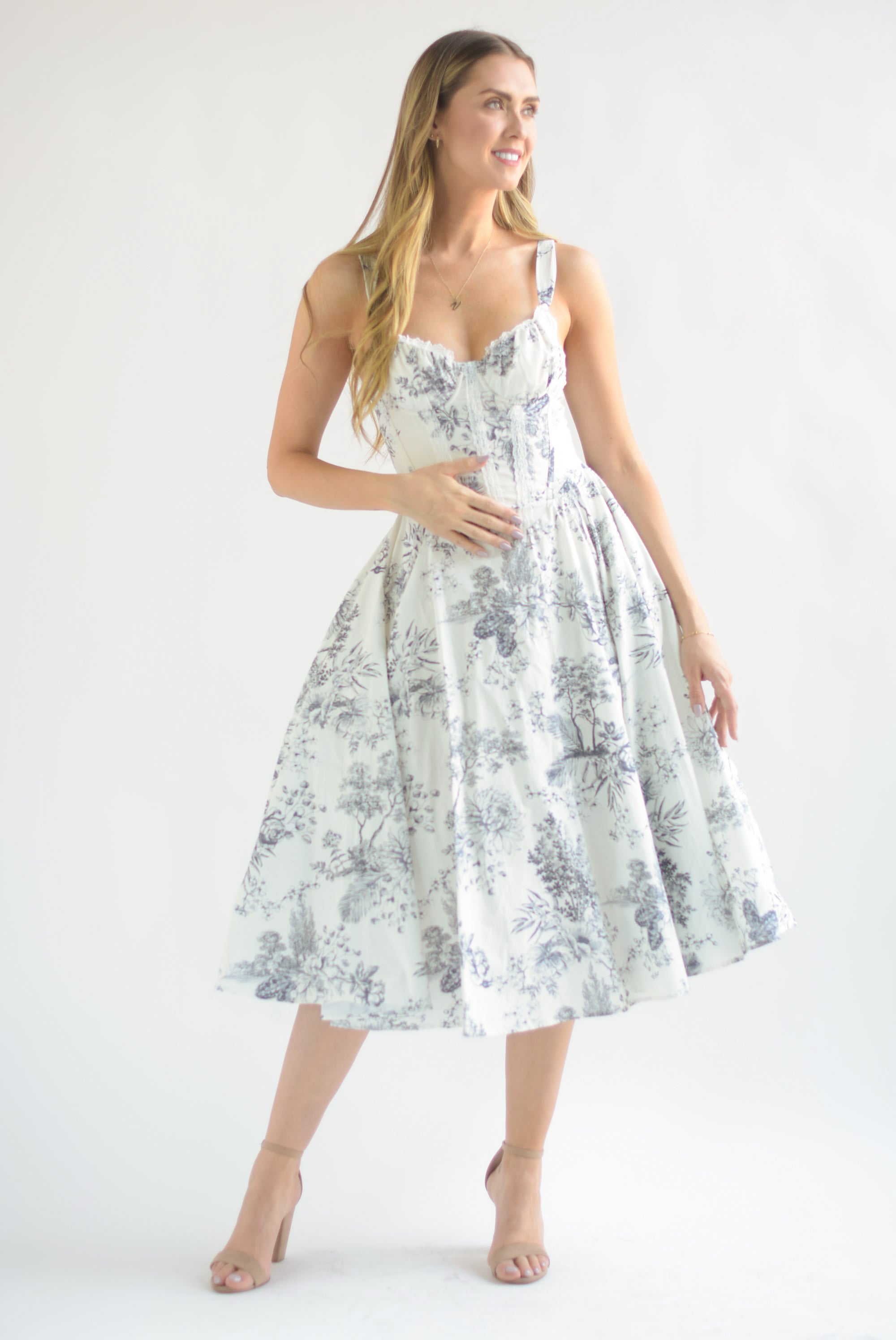 Vestido corset encaje Toilé