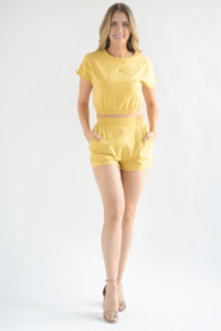 Fashion Styled Set Short y Blusa lino Amarillo Mango