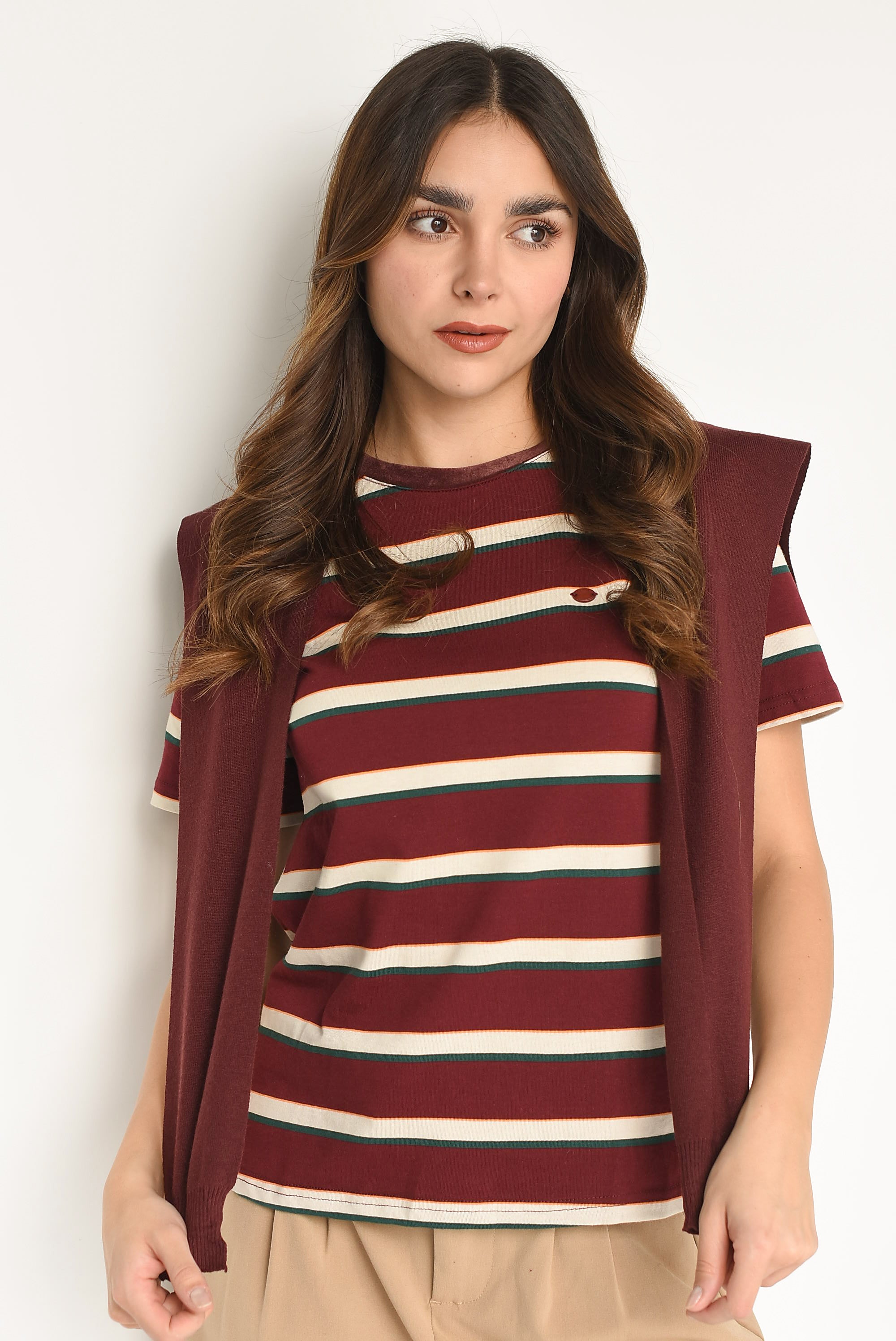 T-Shirt rayas simulación sweater Vino