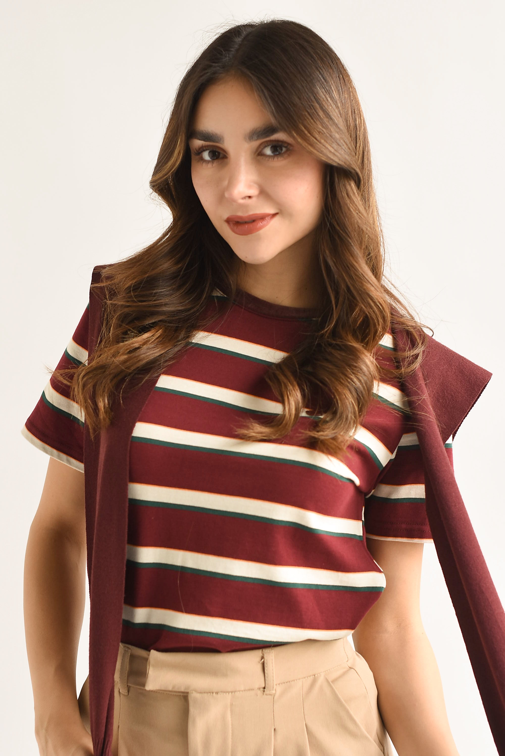 T-Shirt rayas simulación sweater Vino