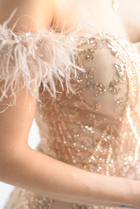Fashion Styled Vestido largo lentejuelas y plumas Rose Gold