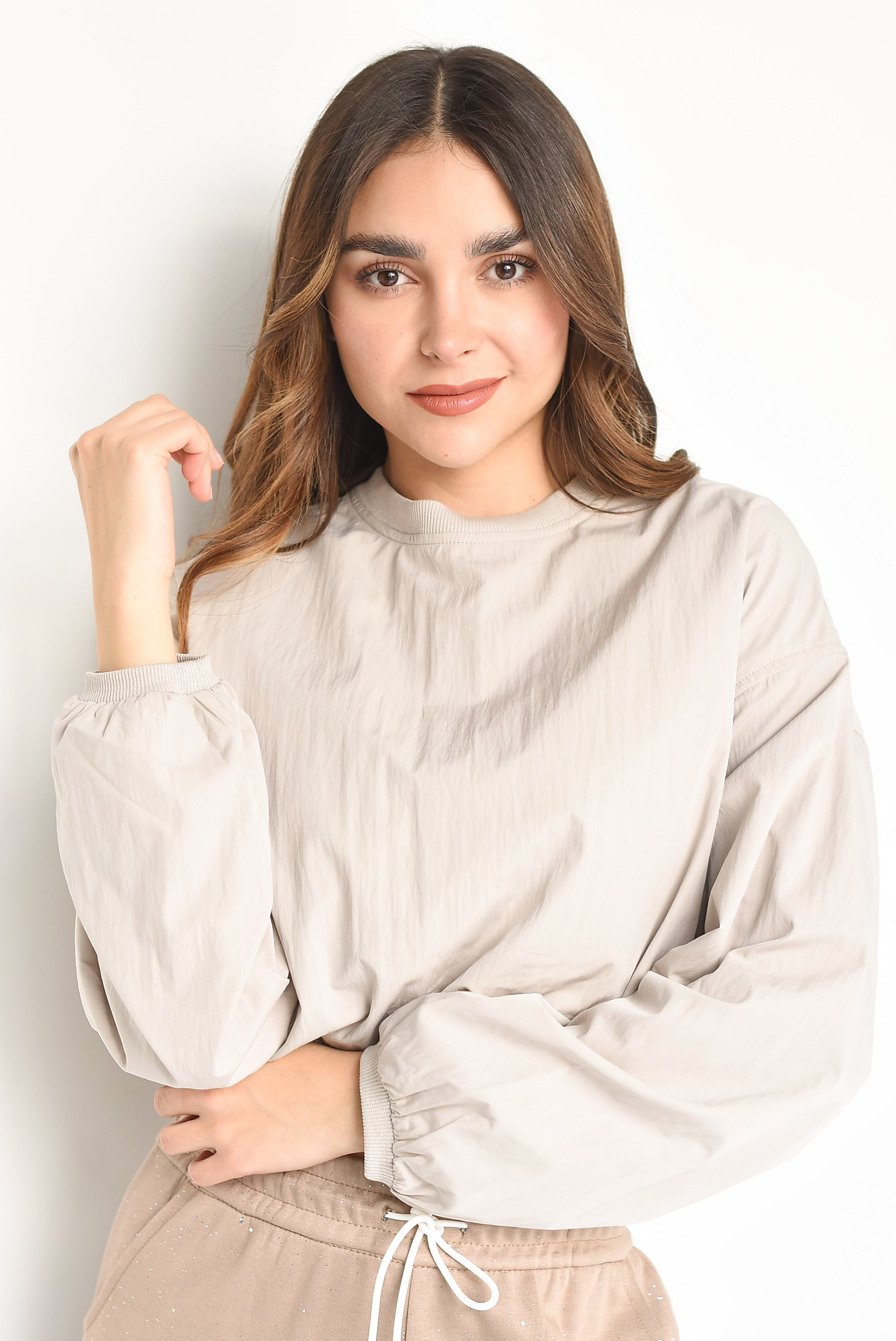 Blusa parachute cierre Greige