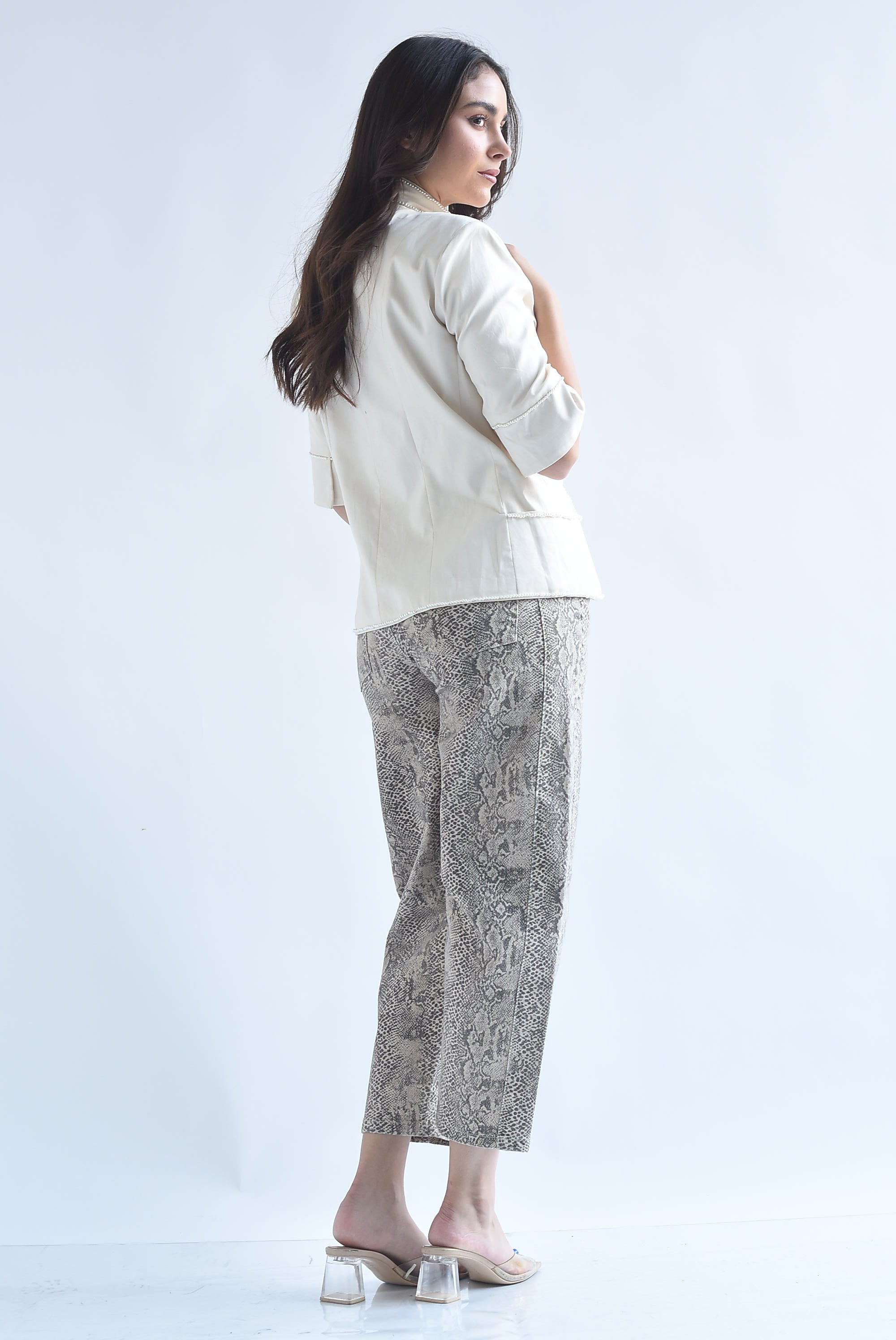 Jeans barrel snake print tachas