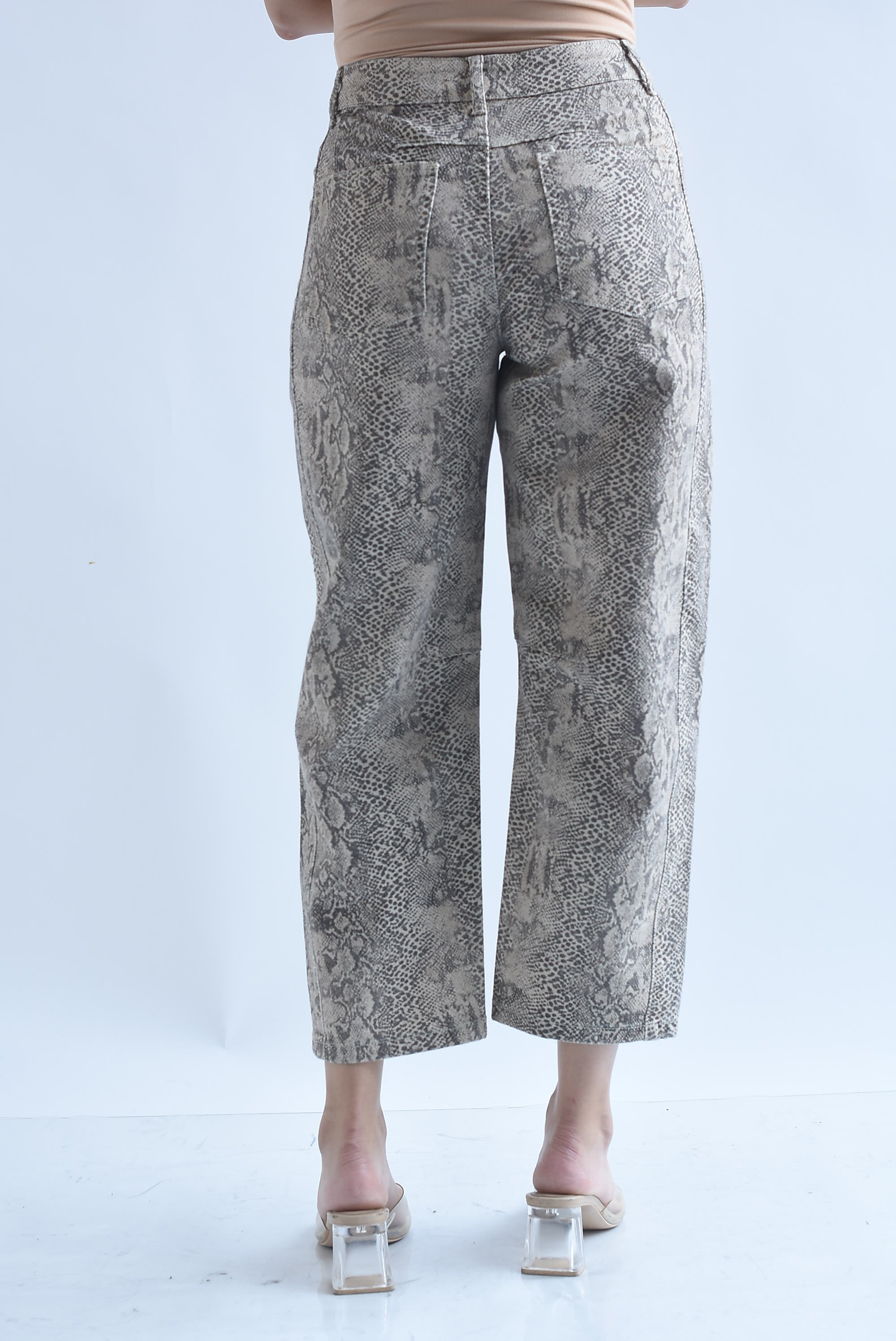 Jeans barrel snake print tachas