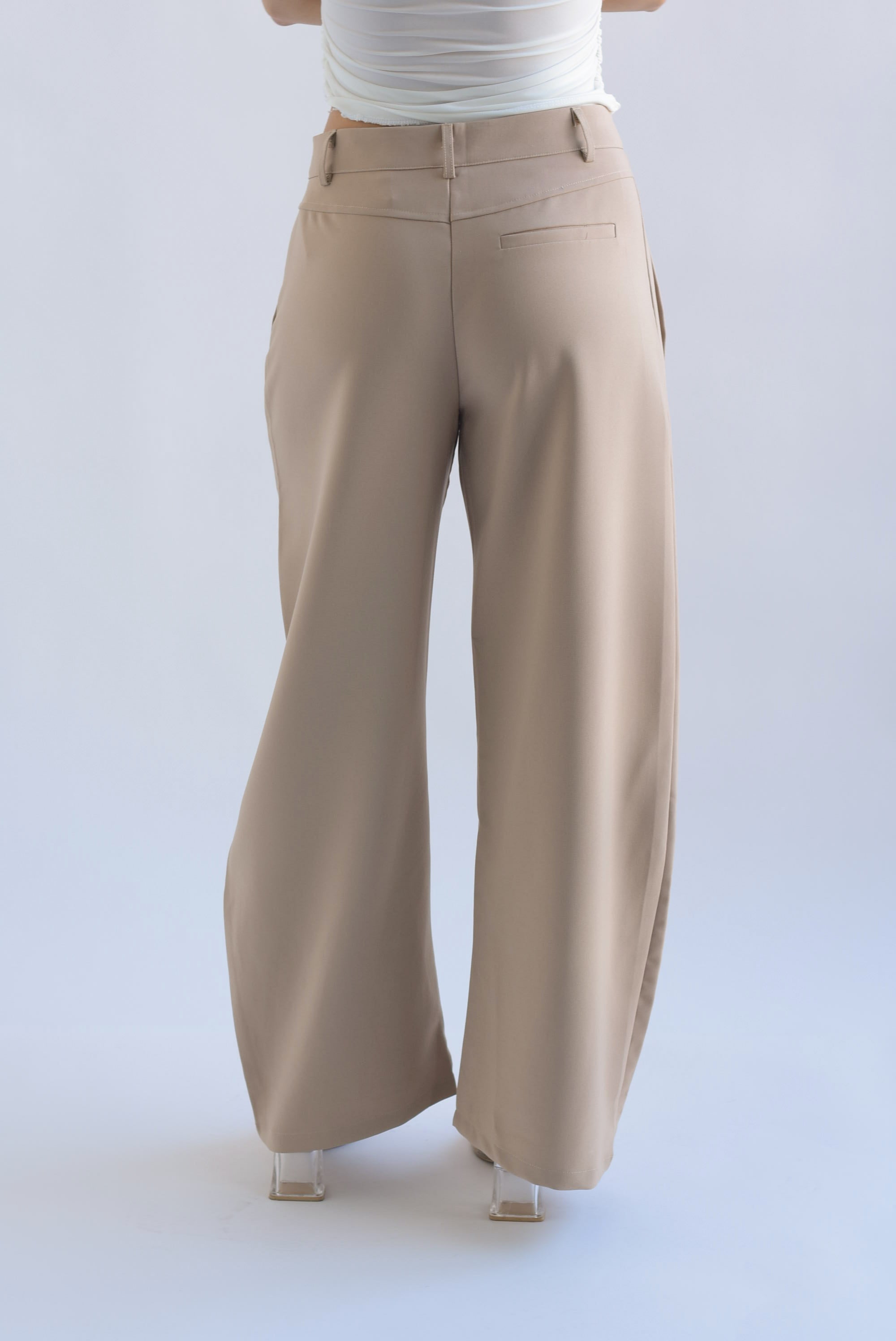Pantalón de vestir barrel Beige